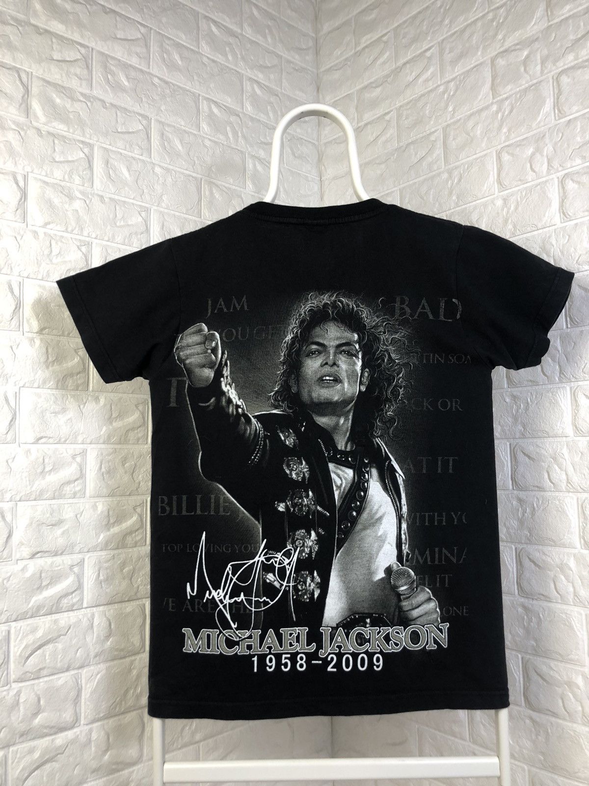 Band Tees × Michael Jackson × Vintage Michael Jackson Memorial Rap Tee Size US S / EU 44-46 / 1 - 4 Thumbnail