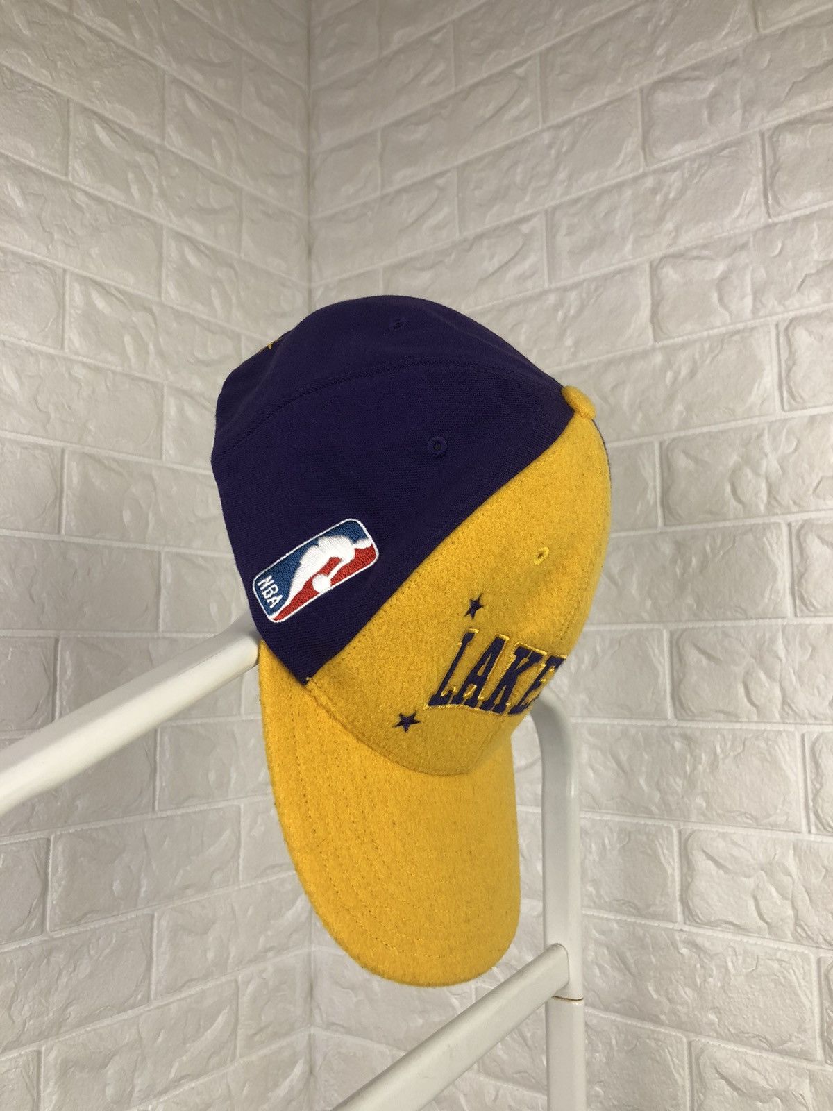 NBA × Nike Nike Lakers SnapBack hat Size ONE SIZE - 4 Thumbnail