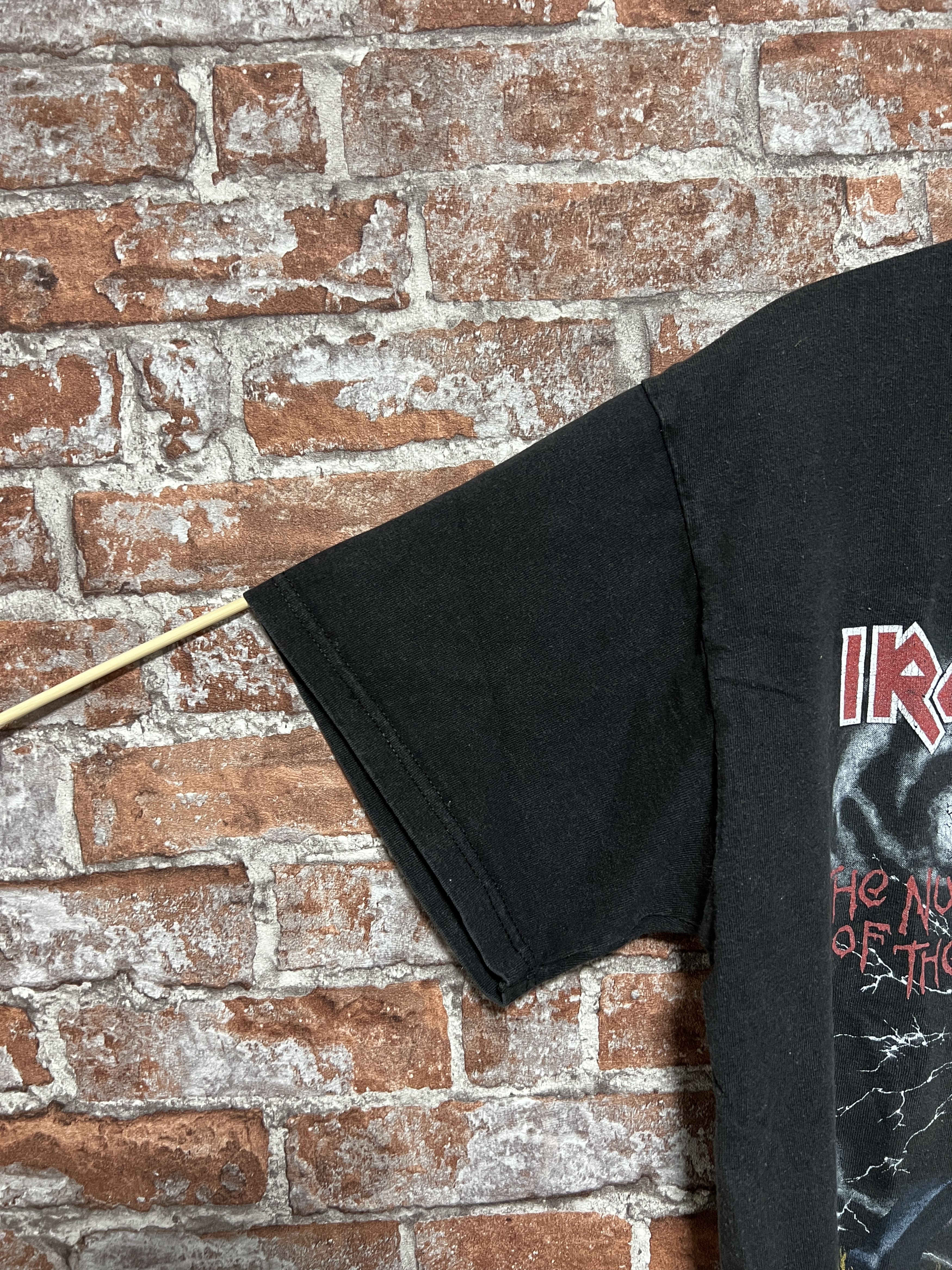 Band Tees Vintage 2010 Iron Maiden Rock Band T-shirt Size US M / EU 48-50 / 2 - 3 Thumbnail