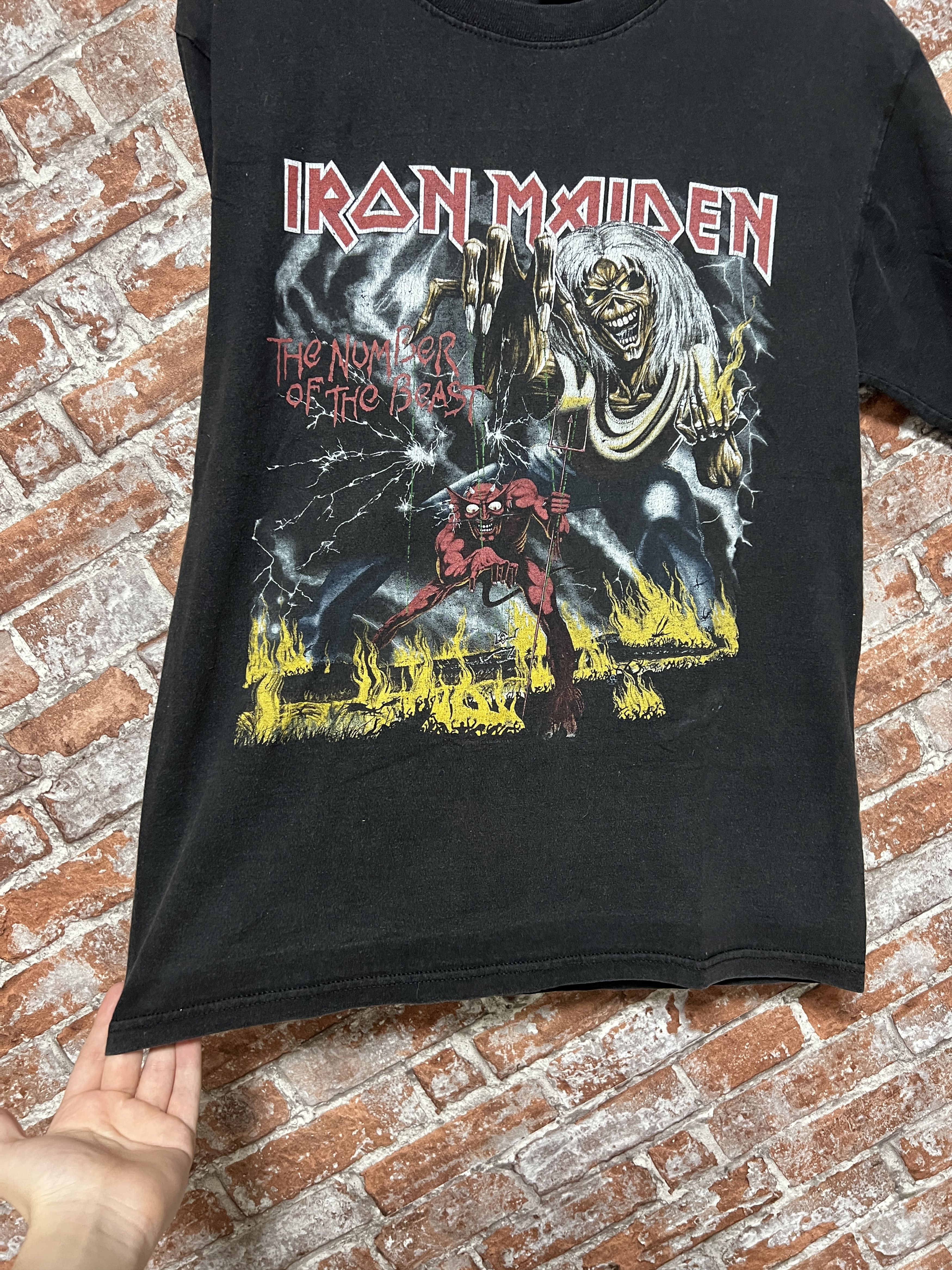 Band Tees Vintage 2010 Iron Maiden Rock Band T-shirt Size US M / EU 48-50 / 2 - 10 Thumbnail