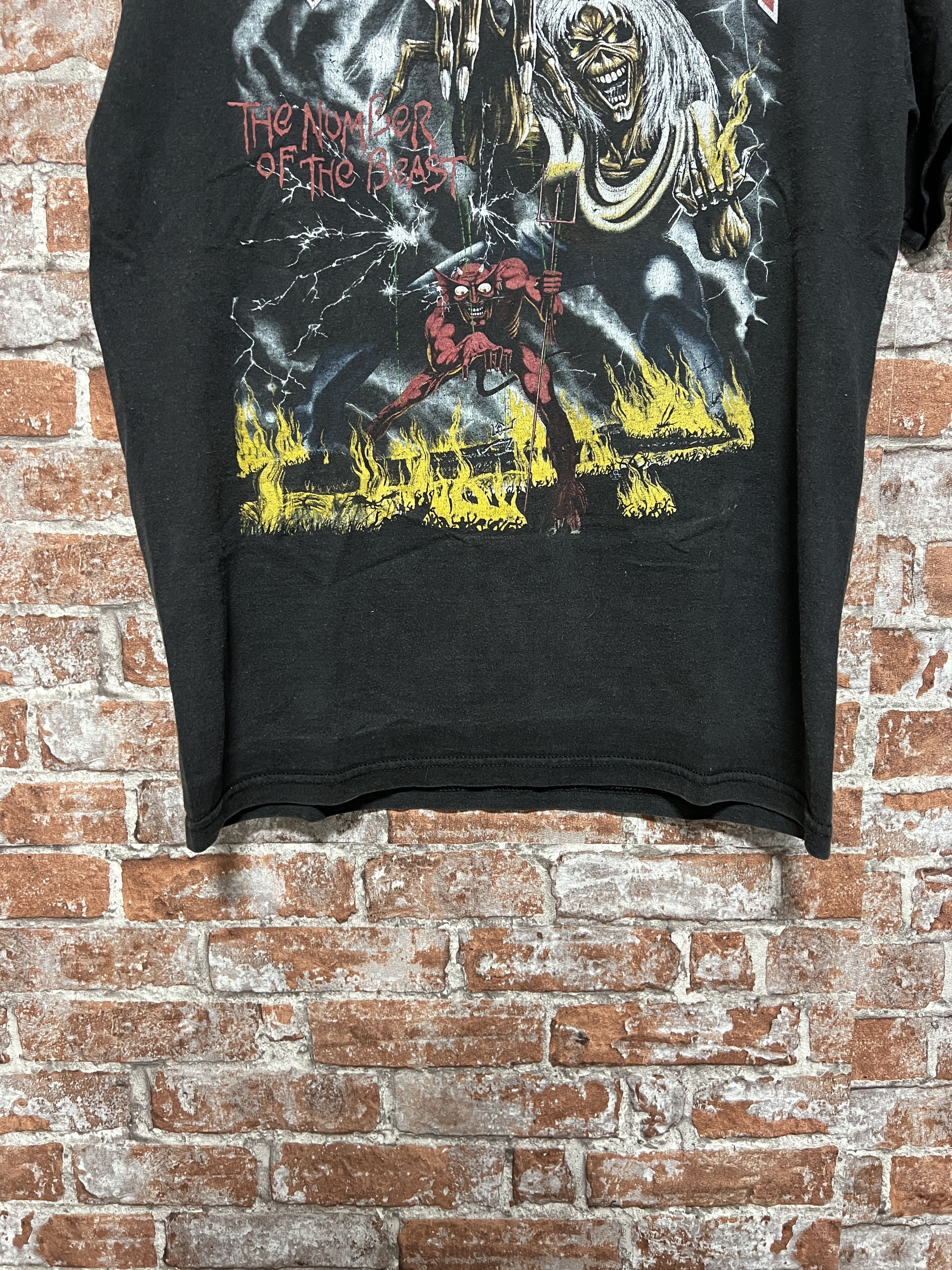 Band Tees Vintage 2010 Iron Maiden Rock Band T-shirt Size US M / EU 48-50 / 2 - 8 Thumbnail