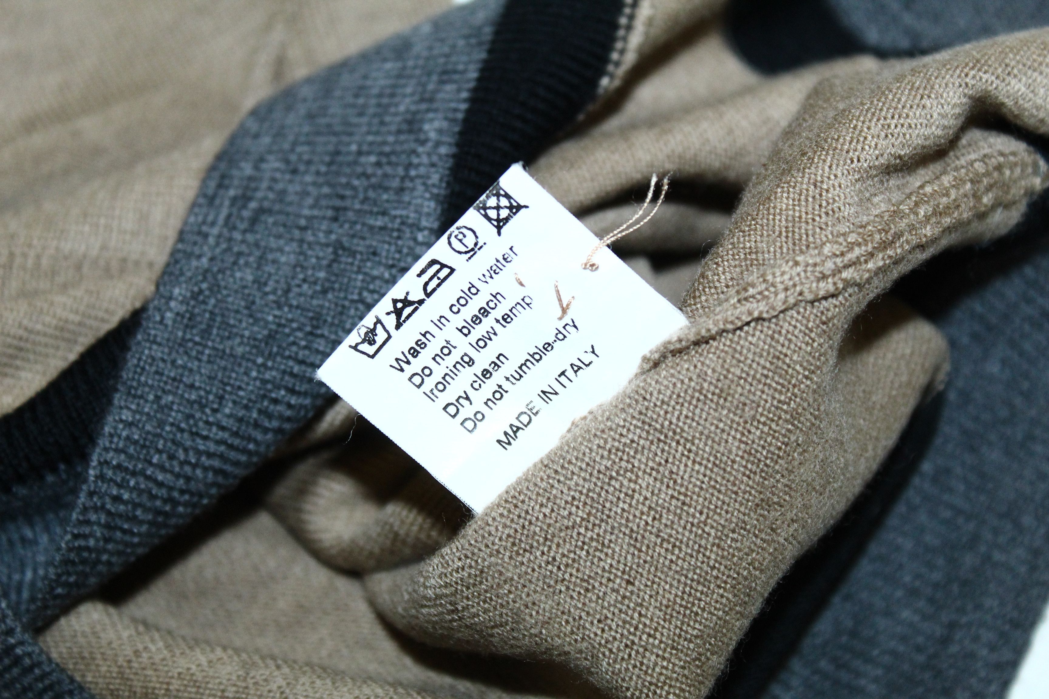 Antonio Marras Antonio Marras v-neck long line virgin wool cardigan Size L / US 10 / IT 46 - 8 Thumbnail