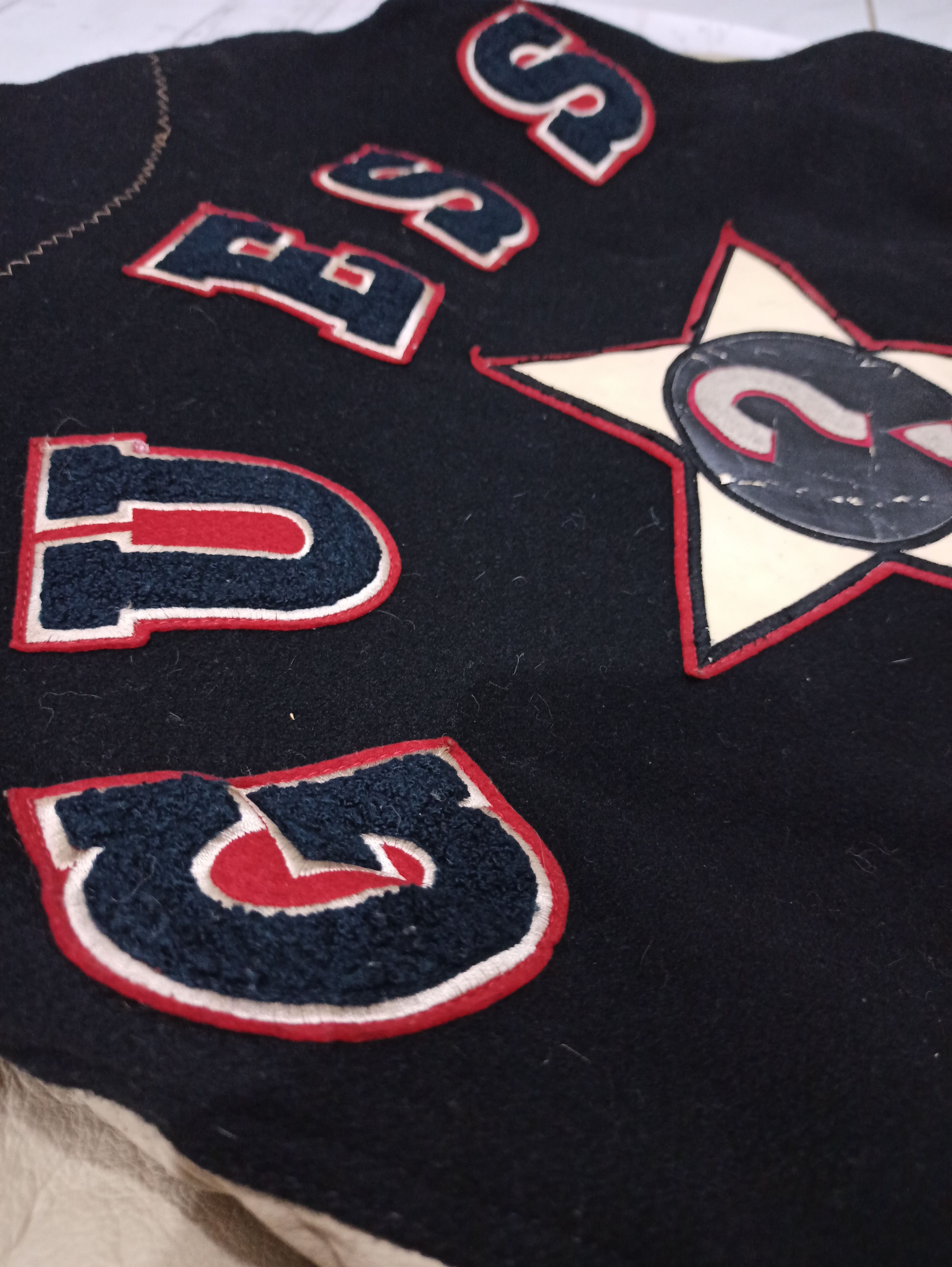 Guess Vintage Guess USA Big Logo Letterman Jacket Leather Sleeves Size US M / EU 48-50 / 2 - 4 Thumbnail