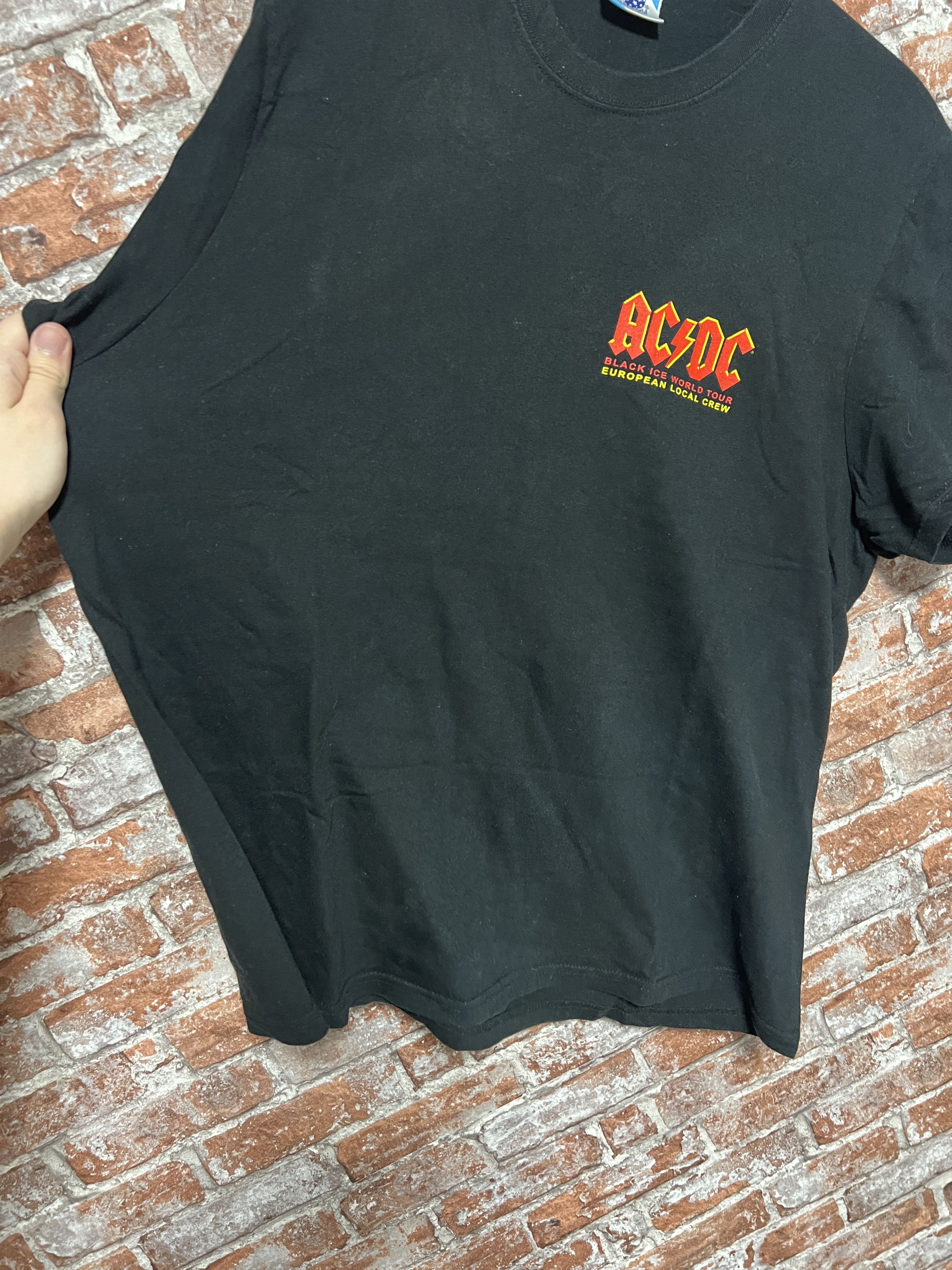 Band Tees Vintage 2000s AC/DC Black Ice Rock Band tour T-shirt Size US XL / EU 56 / 4 - 7 Thumbnail
