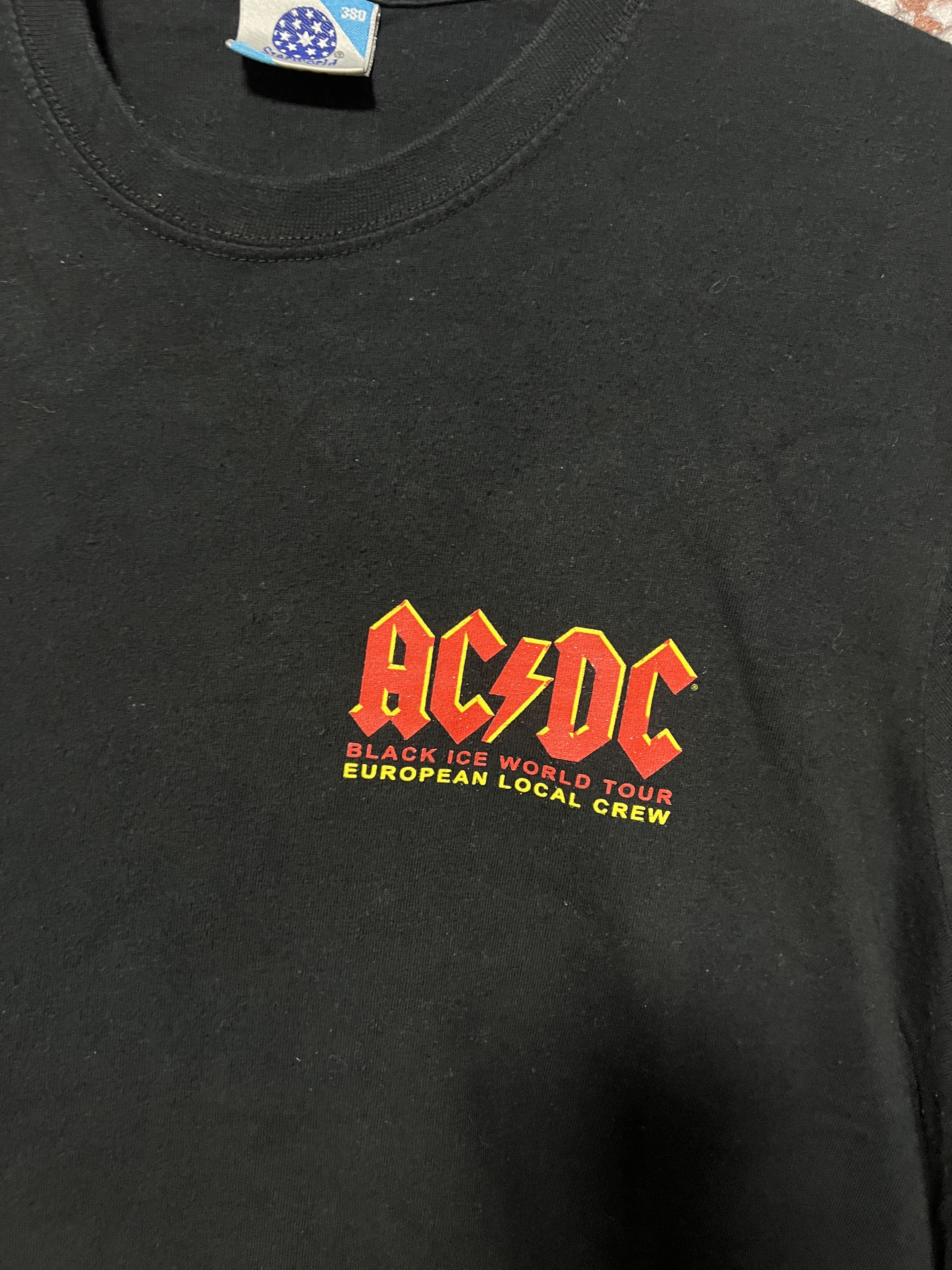 Band Tees Vintage 2000s AC/DC Black Ice Rock Band tour T-shirt Size US XL / EU 56 / 4 - 5 Thumbnail