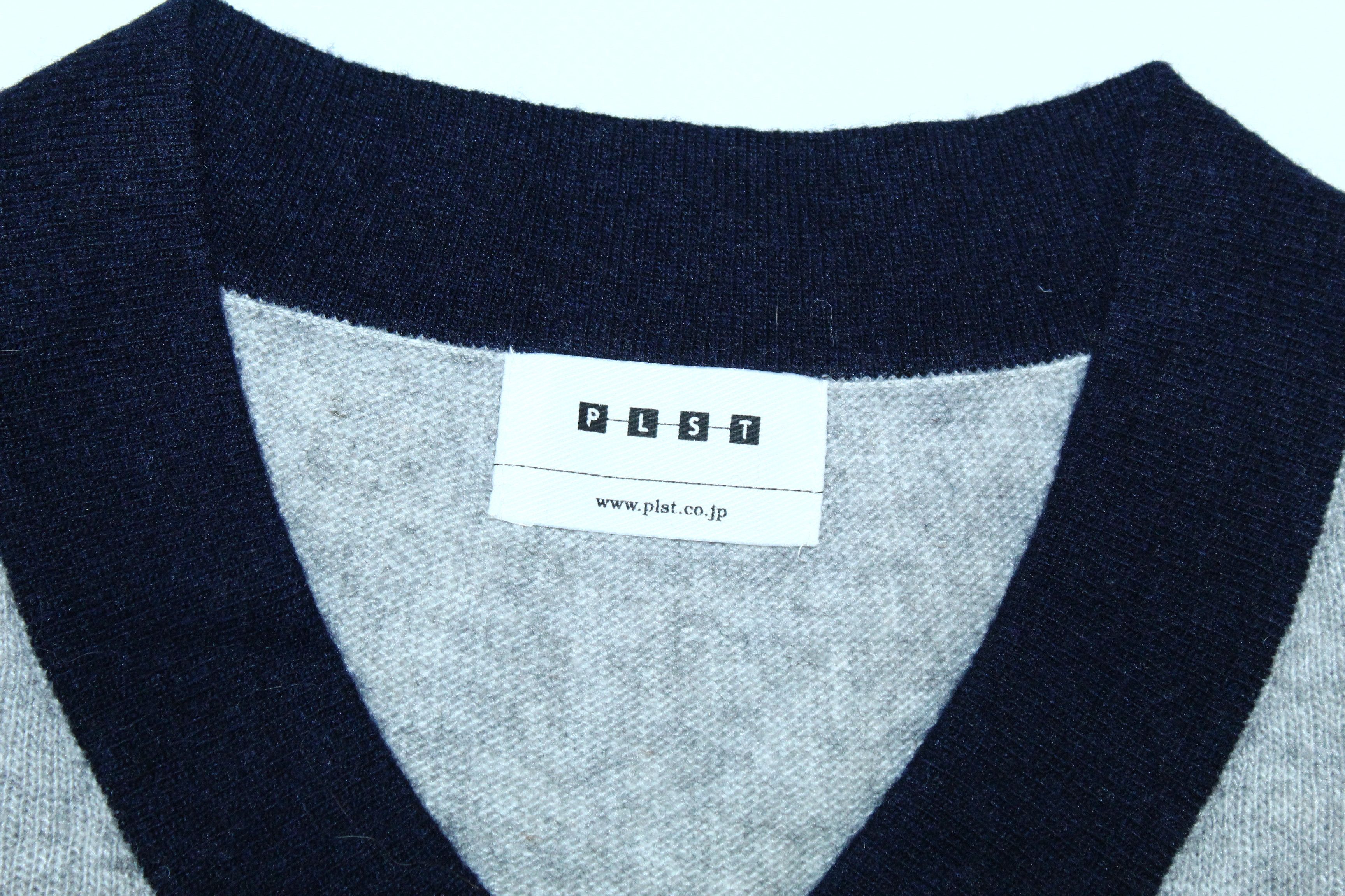 Japanese Brand PLST co. Issey Miyake V-neck Sleeveless Blend Knit Sweater Size XS / US 0-2 / IT 36-38 - 4 Thumbnail