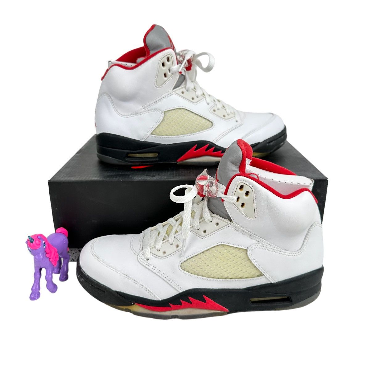 Air Jordan 5 Retro White Fire Red Black 2012 Men