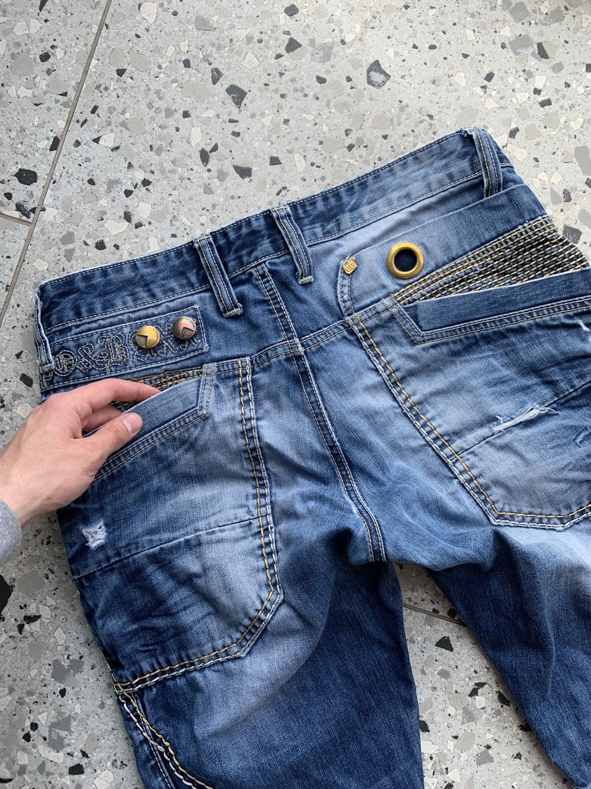 Japanese Brand RARE🔥CIPO&BAXX🔥 Distressed Y2K Jeans Bootcut Size US 32 / EU 48 - 8 Thumbnail
