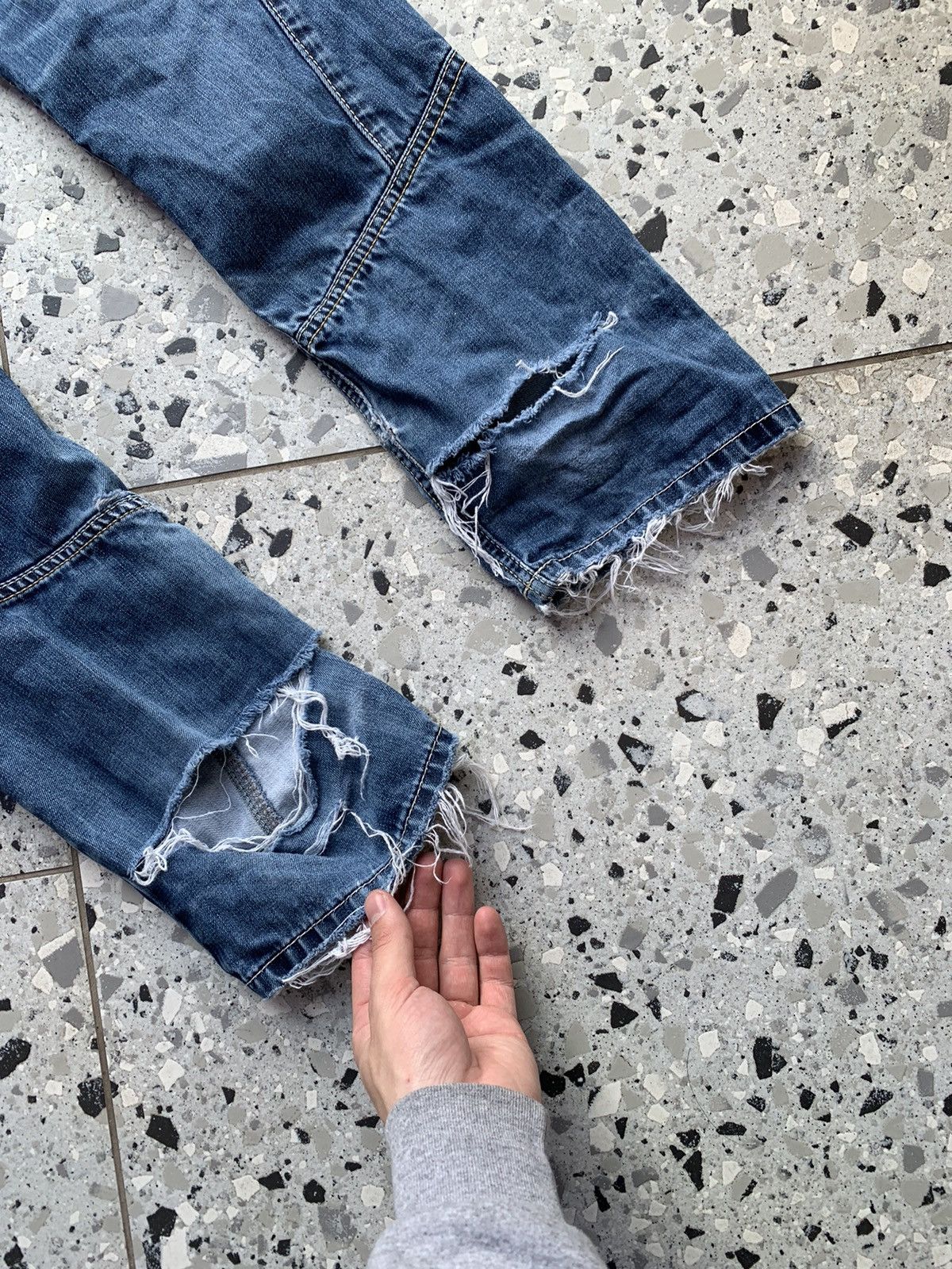 Japanese Brand RARE🔥CIPO&BAXX🔥 Distressed Y2K Jeans Bootcut Size US 32 / EU 48 - 9 Thumbnail