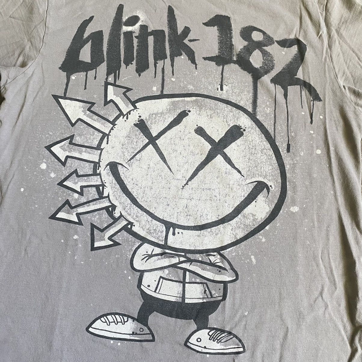 Band Tees Vintage Y2K 2000s Blink 182 Smiley Band Punk Rock Logo Tee Size M / US 6-8 / IT 42-44 - 2 Thumbnail
