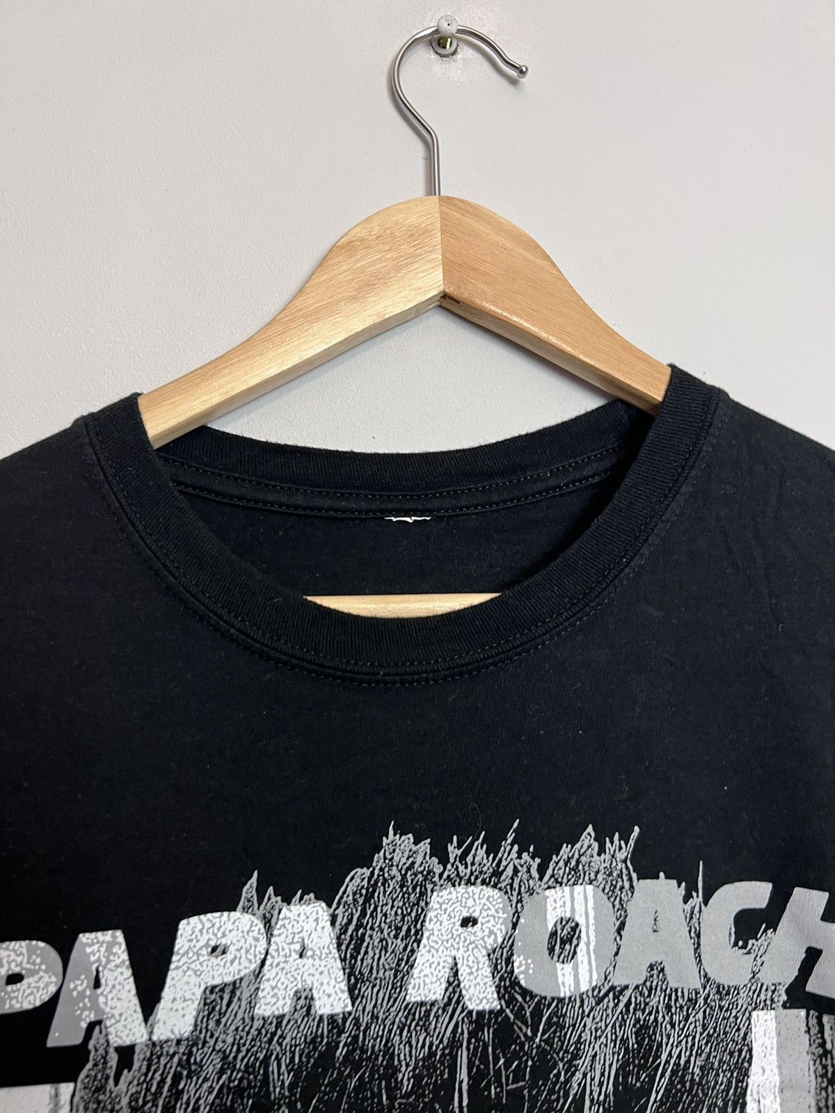 Band Tees Y2K Papa Roach Shining Rare Tee Vintage nuMetal Band Tees Size US M / EU 48-50 / 2 - 5 Thumbnail