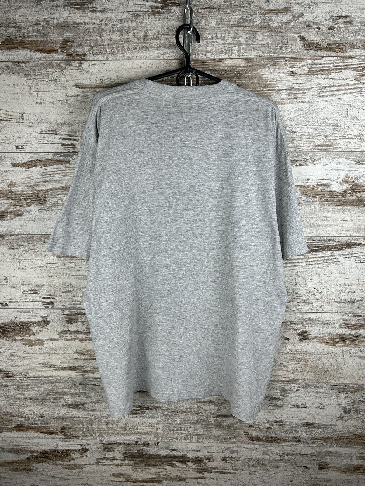 Nike Mens Vintage Nike Big Logo T Shirt rare y2k streetwear tee Size US L / EU 52-54 / 3 - 12 Thumbnail
