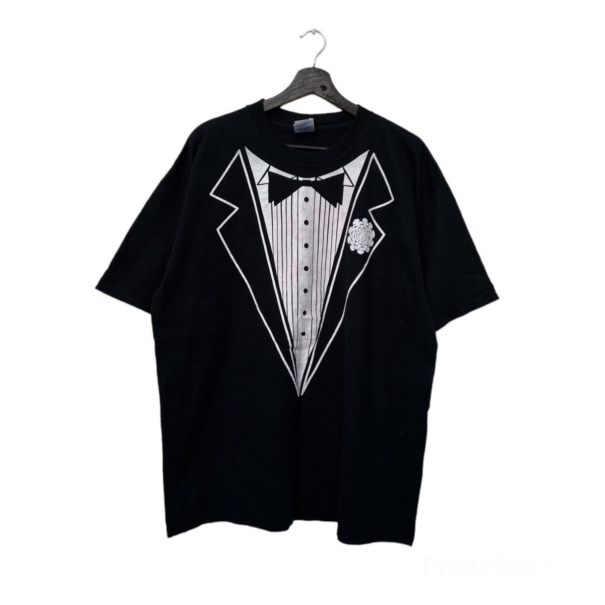 Vintage VINTAGE TUXEDO BIG LOGO TEE RARE DESIGN Size US XL / EU 56 / 4 - 1 Thumbnail