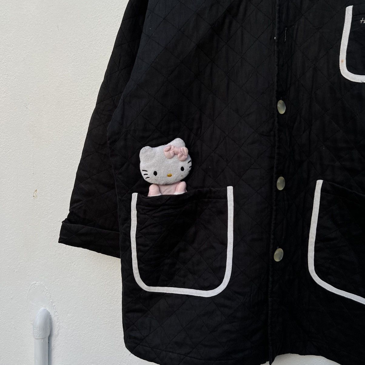 Cartoon Network RARE HELLO KITTY JACKET BIG LOGO RARE DESIGN Size US M / EU 48-50 / 2 - 3 Thumbnail