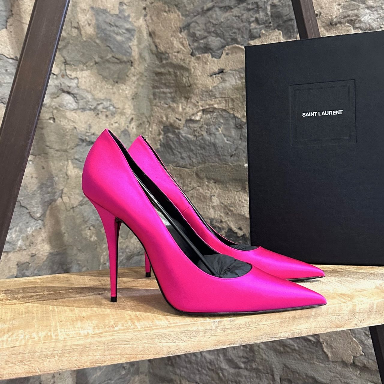 Saint Laurent Paris Saint Laurent Hot Pink Satin Marylin 110 Pumps Size US 11 / IT 41 - 1 Thumbnail