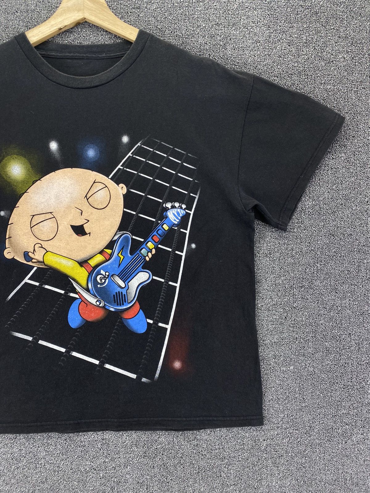 Cartoon Network Vintage Rugrats Guitarists Kurt Cobain Inspired Tee T Shirts Size US L / EU 52-54 / 3 - 4 Thumbnail
