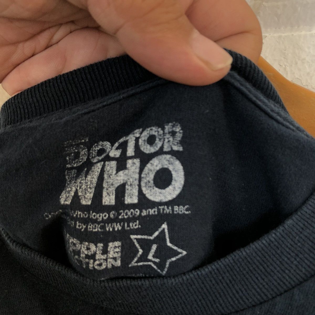 Japanese Brand VINTAGE DOCTOR WHO BIG LOGO SHORT SLEEVE T SHIRT Size US L / EU 52-54 / 3 - 9 Thumbnail