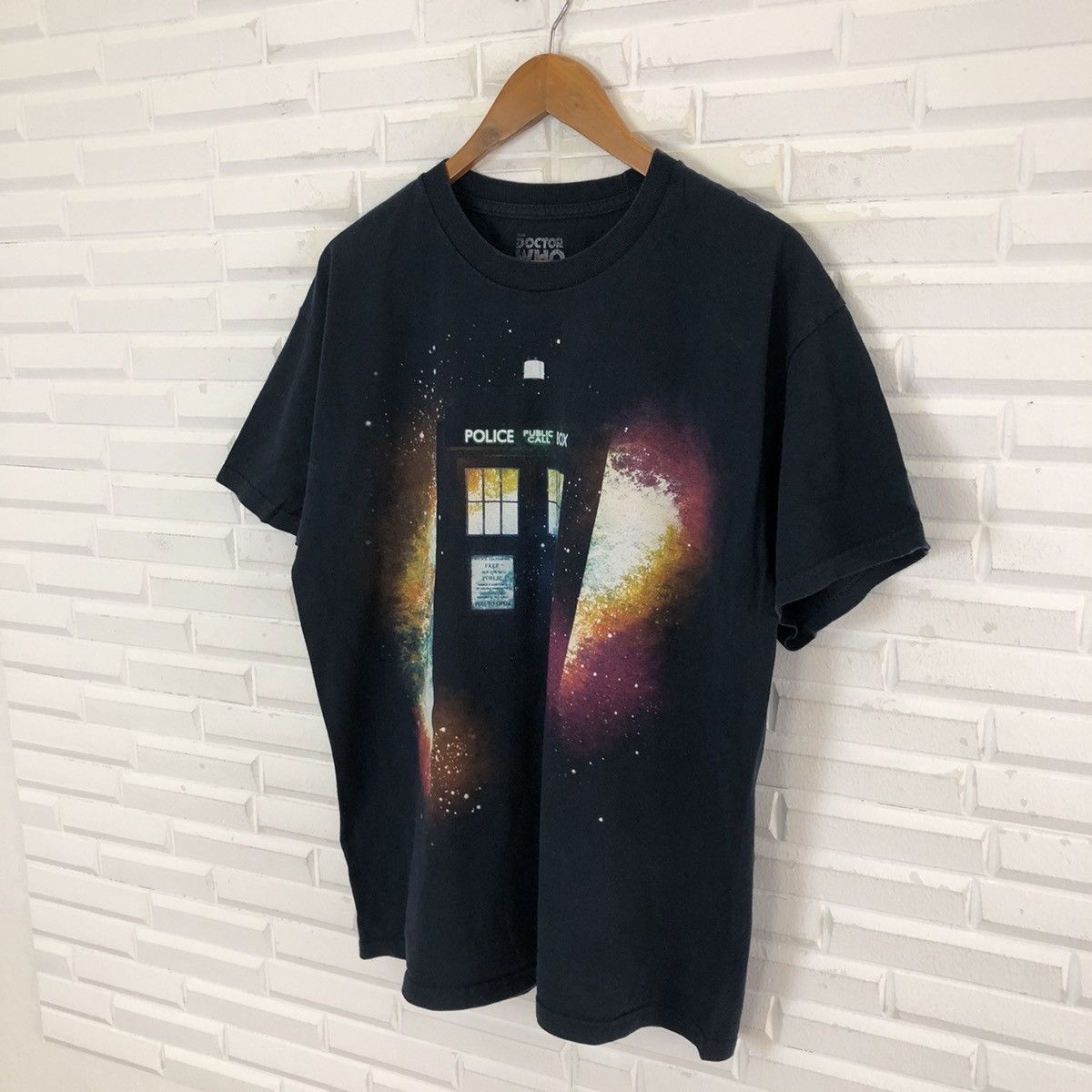 Japanese Brand VINTAGE DOCTOR WHO BIG LOGO SHORT SLEEVE T SHIRT Size US L / EU 52-54 / 3 - 2 Thumbnail