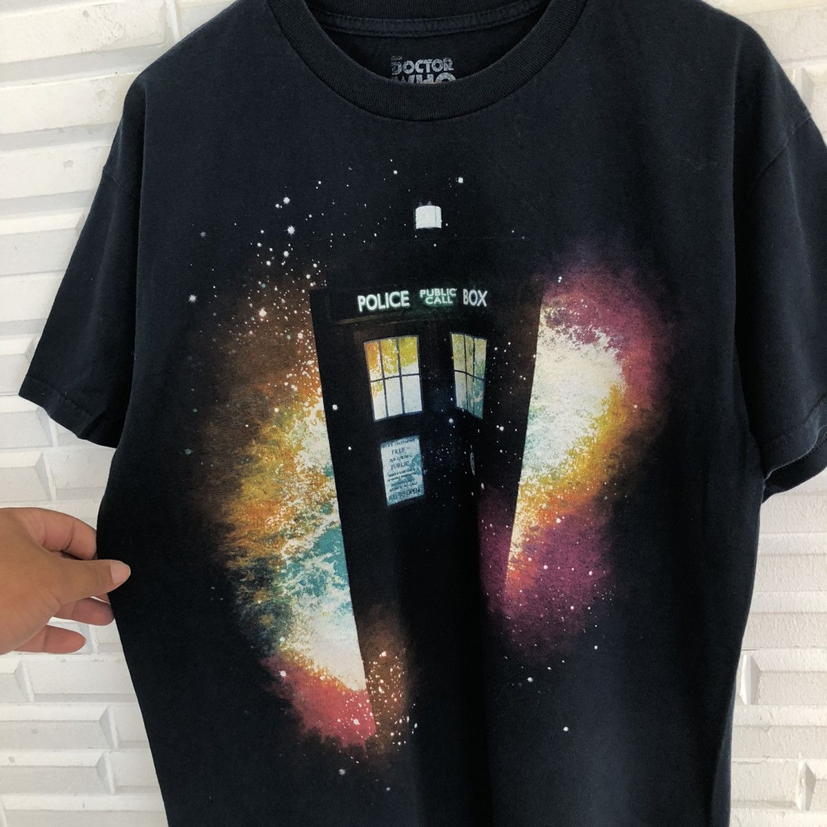 Japanese Brand VINTAGE DOCTOR WHO BIG LOGO SHORT SLEEVE T SHIRT Size US L / EU 52-54 / 3 - 5 Thumbnail