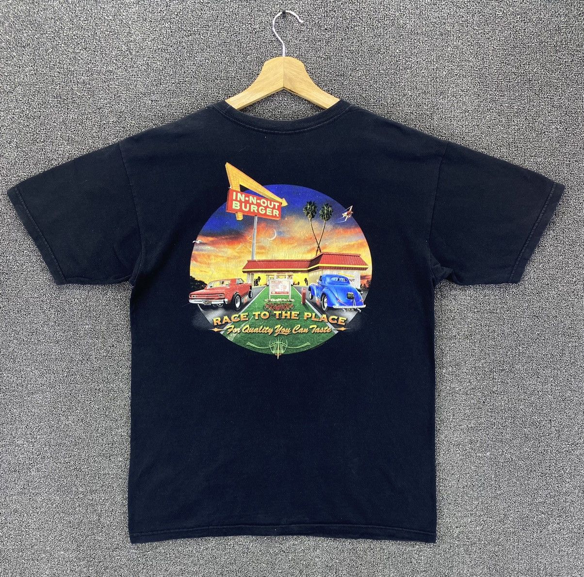 Vintage Vintage In N Out Burger Since 1948 California Tee T Shirts Size US M / EU 48-50 / 2 - 1 Thumbnail