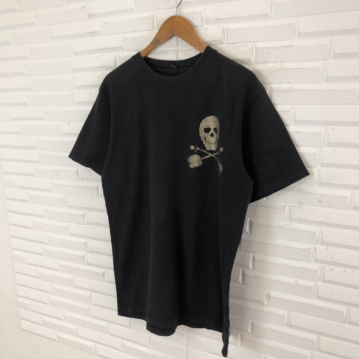 Japanese Brand VINTAGE CROPPED HEAD EMBROIDERY TEE BIG LOGO Size US L / EU 52-54 / 3 - 6 Thumbnail