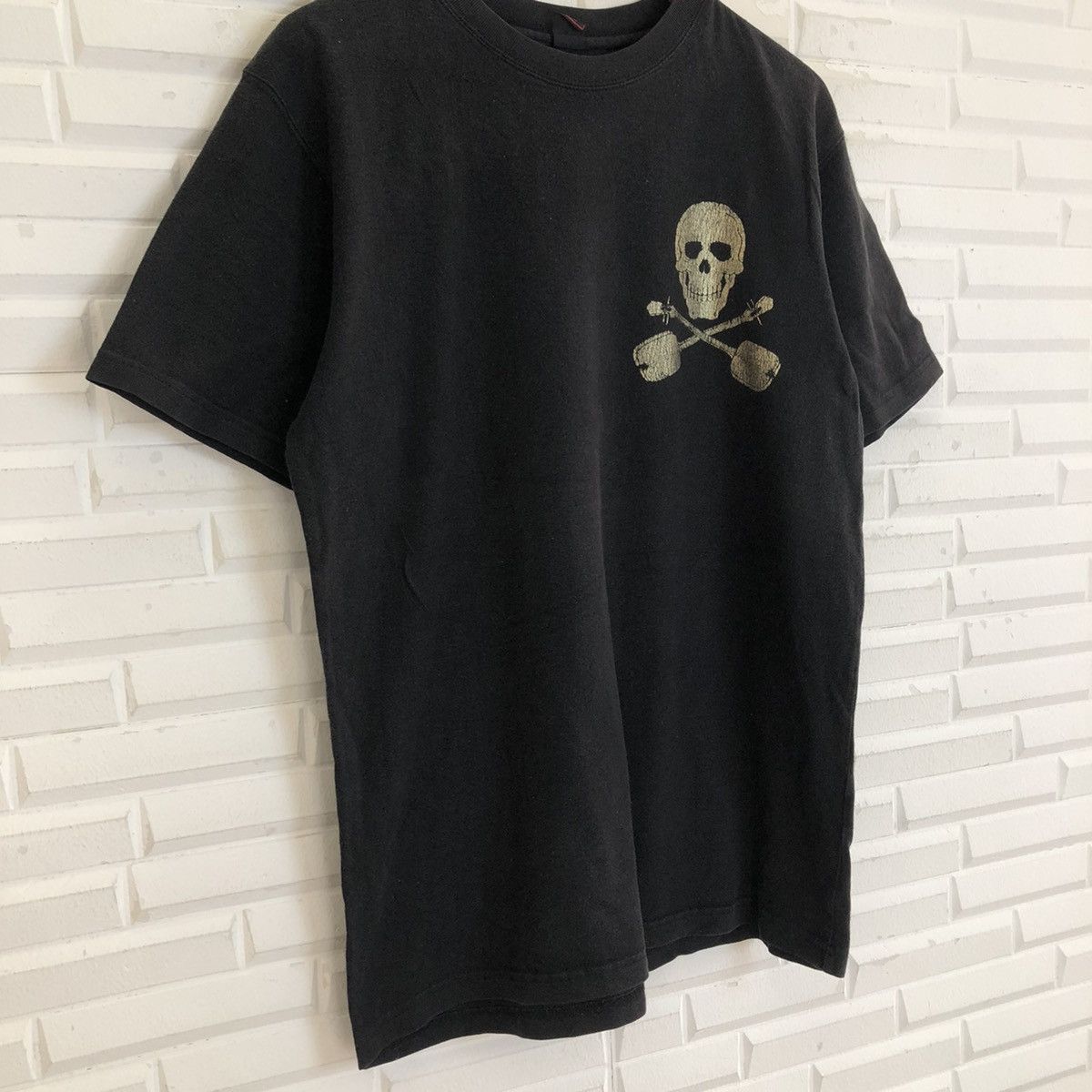 Japanese Brand VINTAGE CROPPED HEAD EMBROIDERY TEE BIG LOGO Size US L / EU 52-54 / 3 - 8 Thumbnail