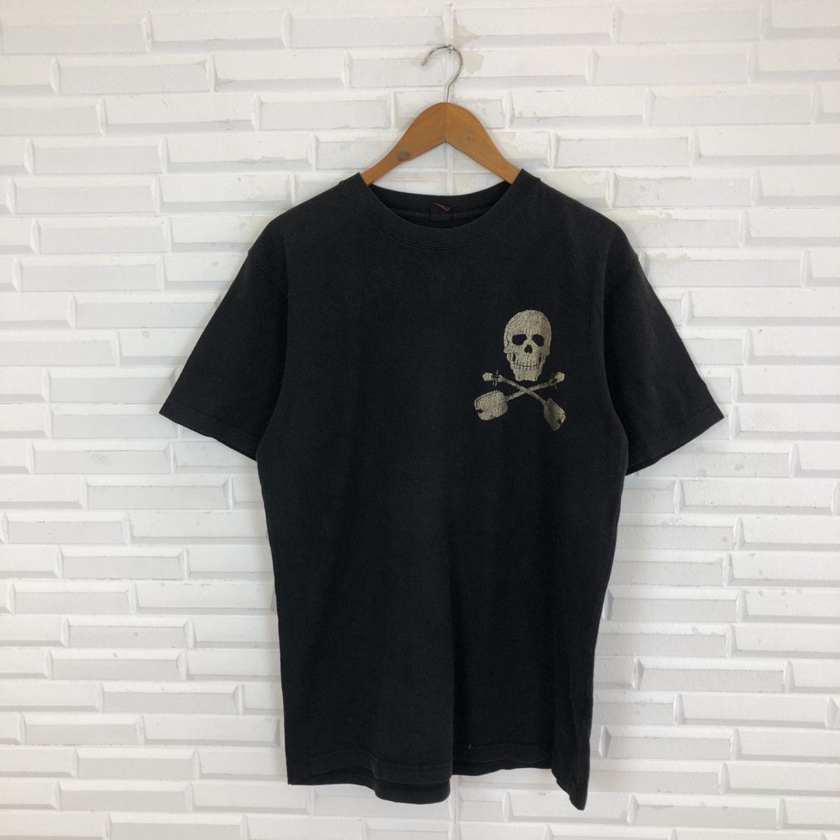 Japanese Brand VINTAGE CROPPED HEAD EMBROIDERY TEE BIG LOGO Size US L / EU 52-54 / 3 - 5 Thumbnail