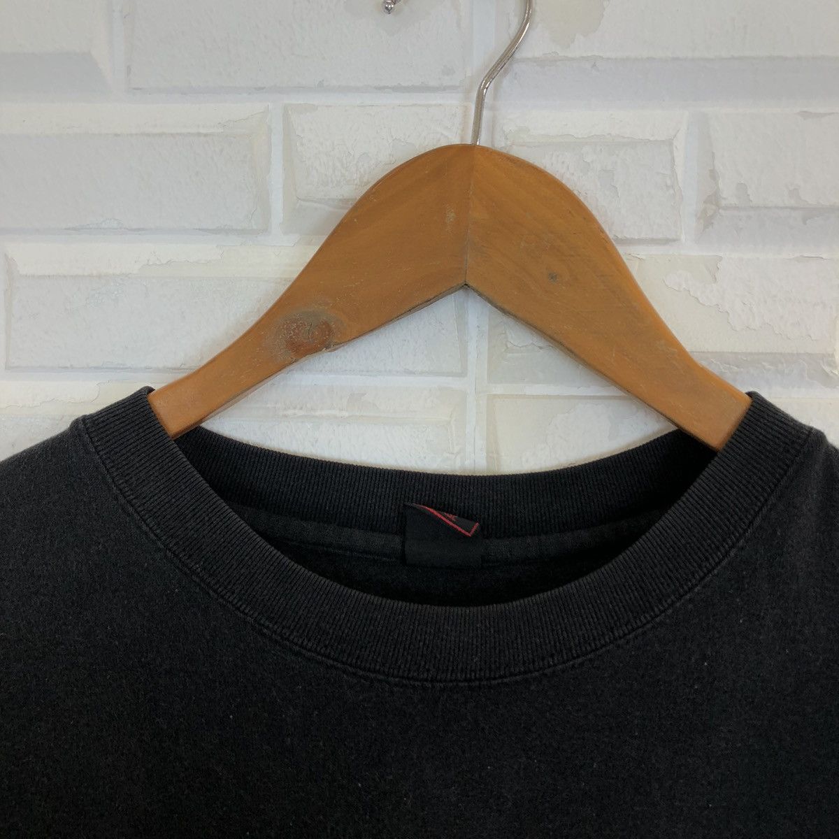 Japanese Brand VINTAGE CROPPED HEAD EMBROIDERY TEE BIG LOGO Size US L / EU 52-54 / 3 - 10 Thumbnail