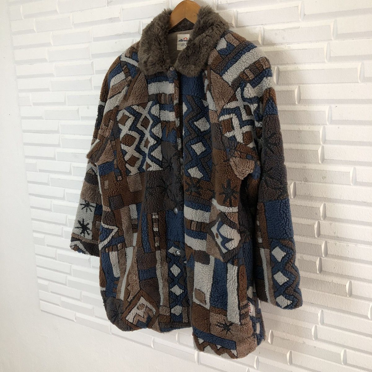 Japanese Brand VINTAGE ELLESSE MINK FUR COLLAR NAVAJO DESIGN JACKET Size US M / EU 48-50 / 2 - 2 Thumbnail