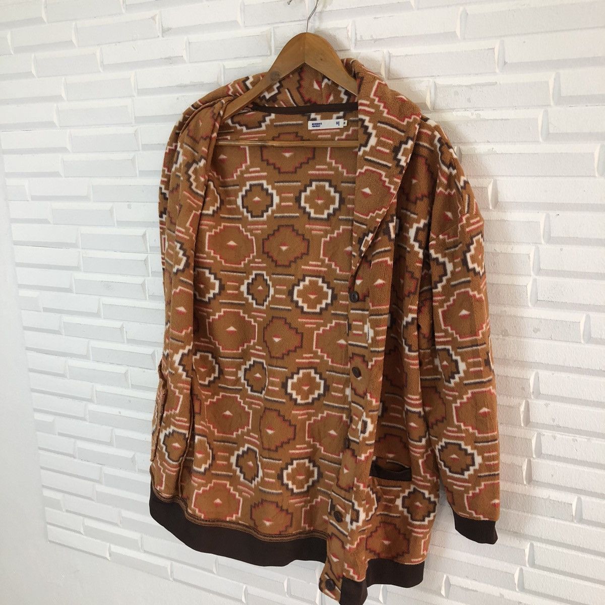 Japanese Brand VINTAGE SEVENDAYS SUNDAY NAVAJO DESIGN BUTTON JACKET Size US M / EU 48-50 / 2 - 10 Thumbnail