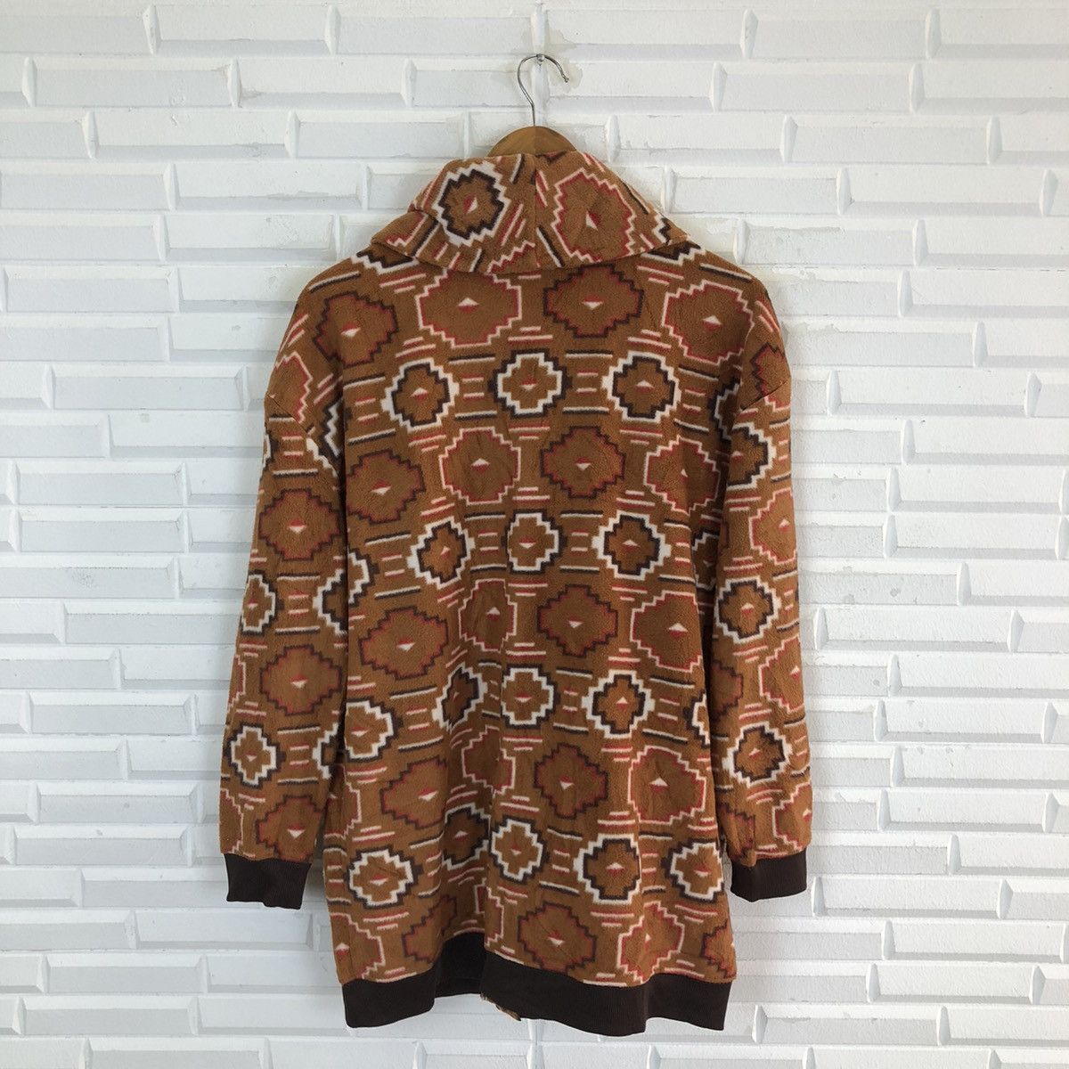 Japanese Brand VINTAGE SEVENDAYS SUNDAY NAVAJO DESIGN BUTTON JACKET Size US M / EU 48-50 / 2 - 7 Thumbnail