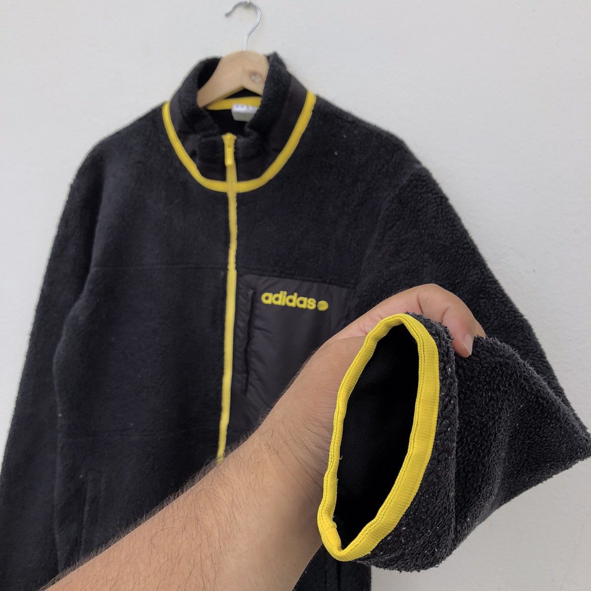 Adidas ADIDAS SHERPA FLEECE ZIPPER JACKET Size US M / EU 48-50 / 2 - 4 Thumbnail