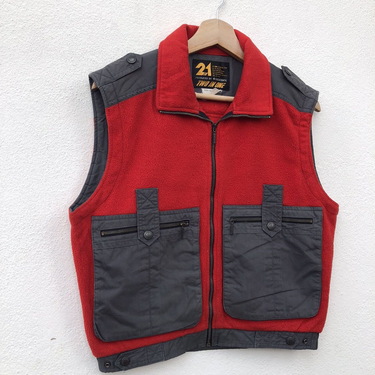 Descente VINTAGE DESCENTE UTILITY MULTI POCKET VEST Size US M / EU 48-50 / 2 - 4 Thumbnail