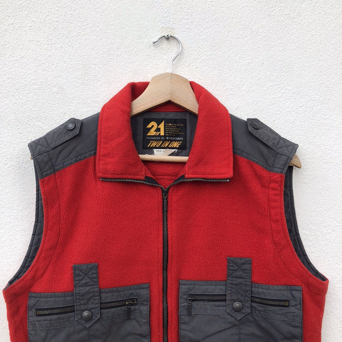 Descente VINTAGE DESCENTE UTILITY MULTI POCKET VEST Size US M / EU 48-50 / 2 - 3 Thumbnail