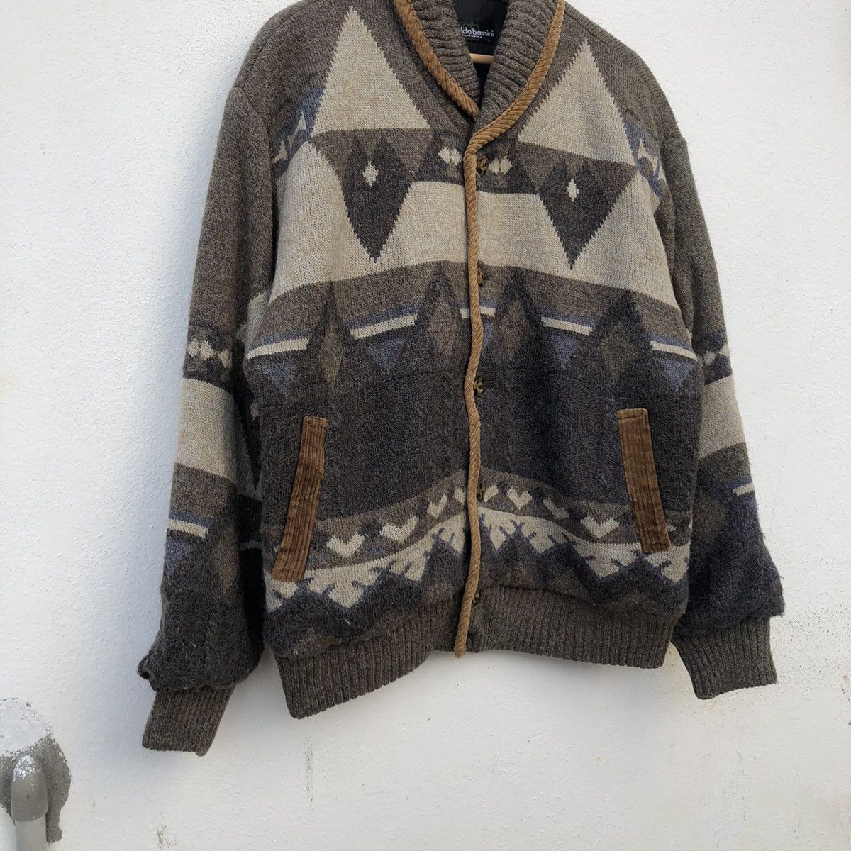 Japanese Brand VINTAGE ARNALDO BASSINI ITALIAN NAVAJO DESIGN Size US L / EU 52-54 / 3 - 4 Thumbnail