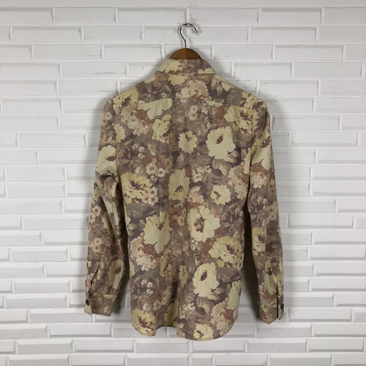 Japanese Brand FULLPRINT FLOWER BUTTON JACKET TORNADO MART FABRIC OF JAPAN Size US M / EU 48-50 / 2 - 8 Thumbnail