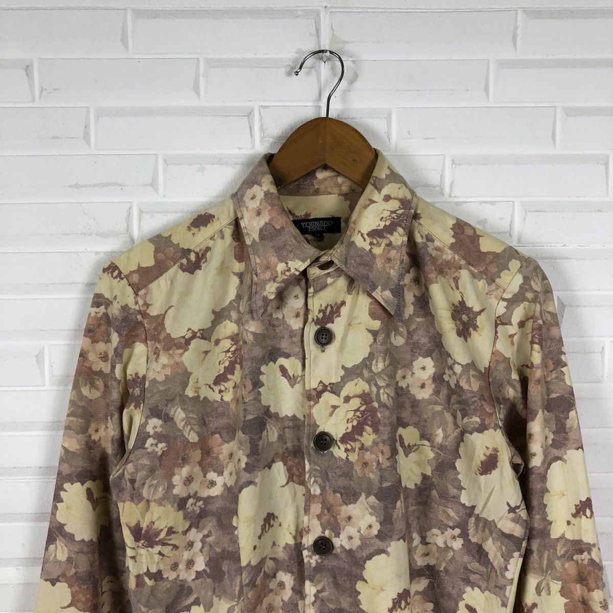 Japanese Brand FULLPRINT FLOWER BUTTON JACKET TORNADO MART FABRIC OF JAPAN Size US M / EU 48-50 / 2 - 2 Thumbnail