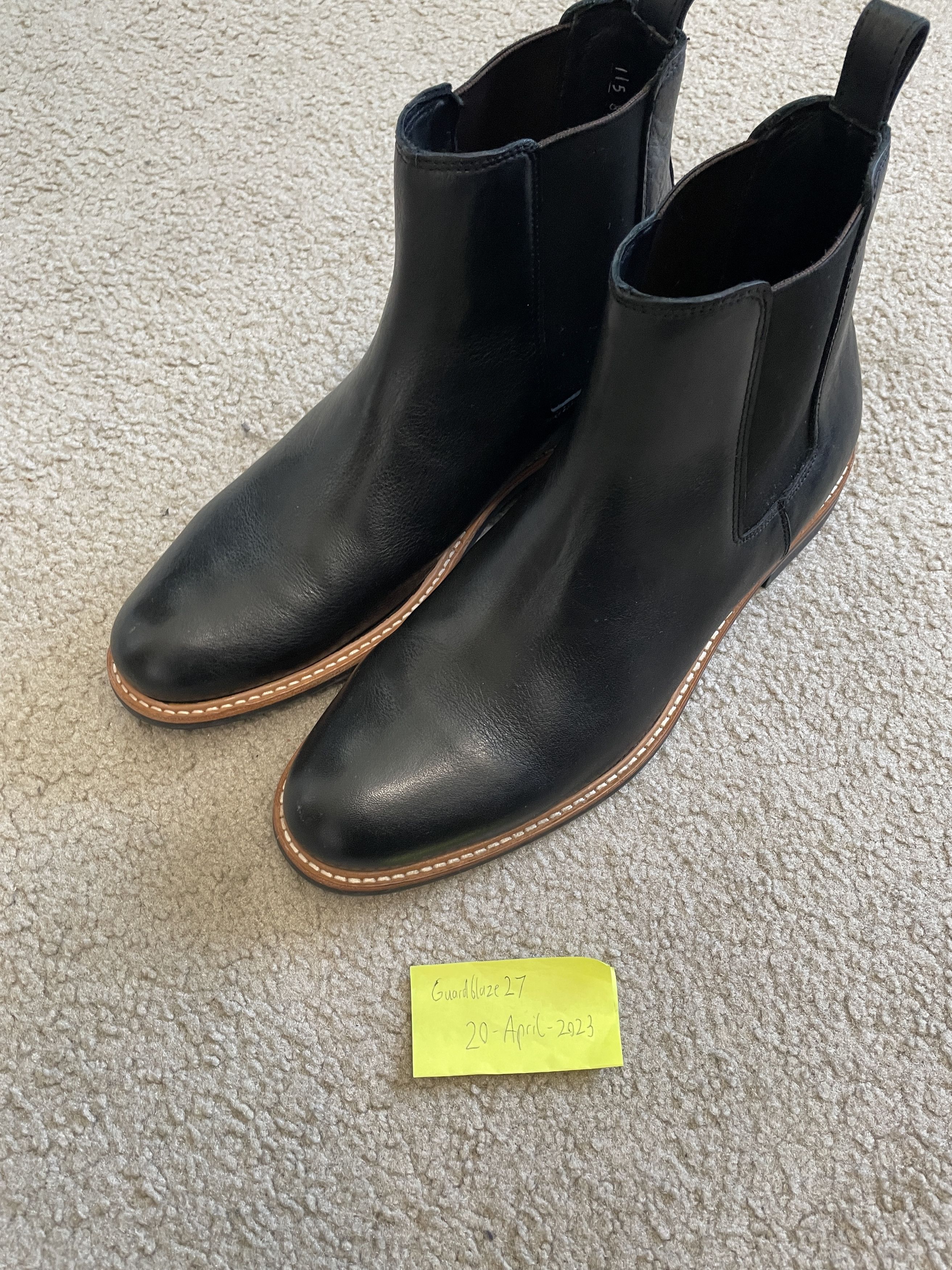 nisolo heeled chelsea boot