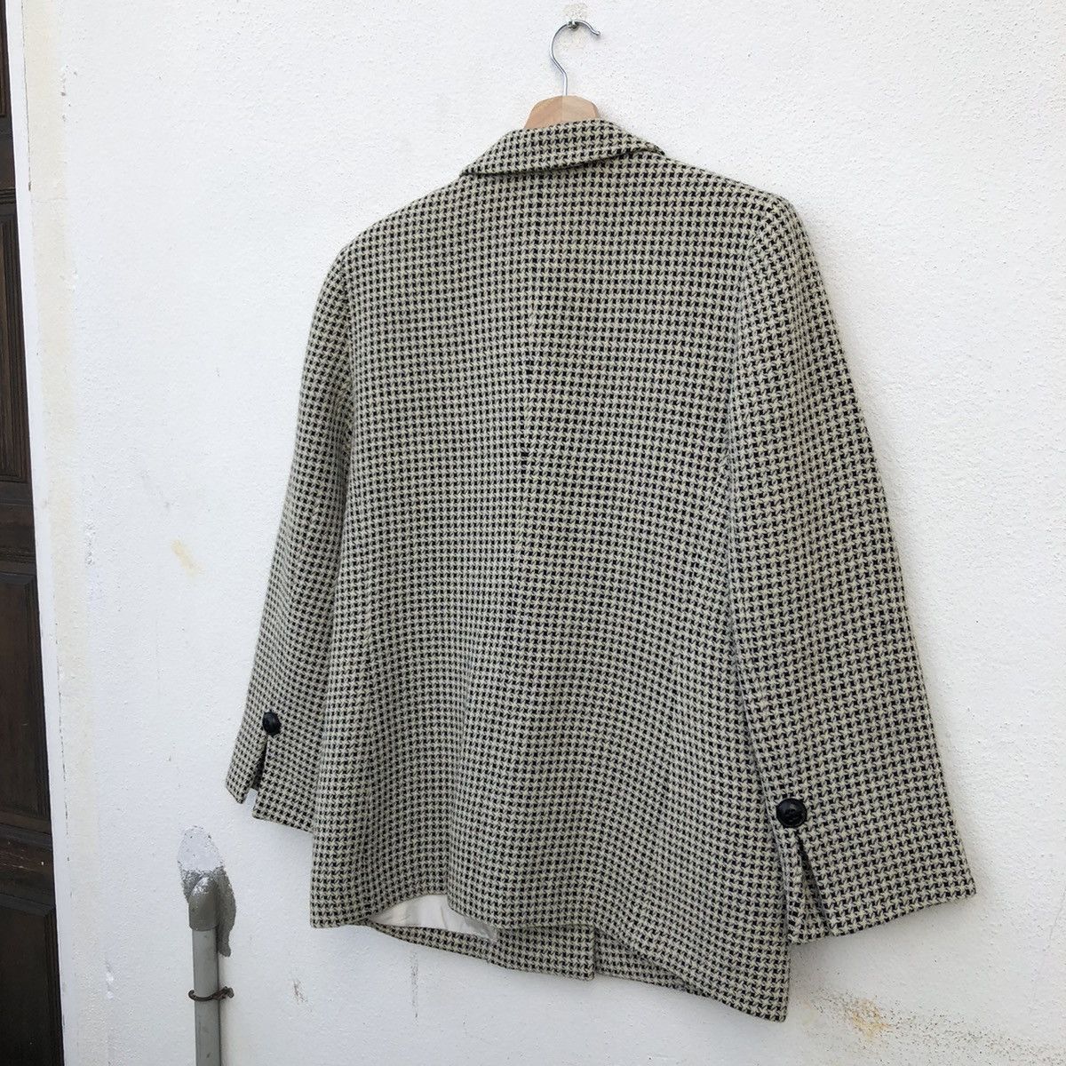 Christian Dior Monsieur CHRISTIAN DIOR BUTTON JACKET Size US M / EU 48-50 / 2 - 11 Thumbnail