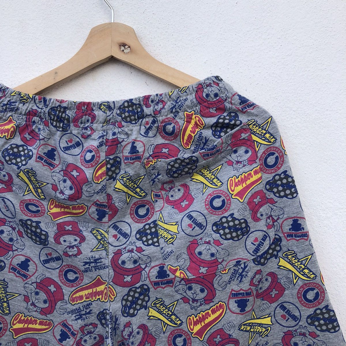 Cartoon Network TONY TONY CHOPPER FULL PRINT SHORT PANTS ONE PIECE Size US 30 / EU 46 - 8 Thumbnail