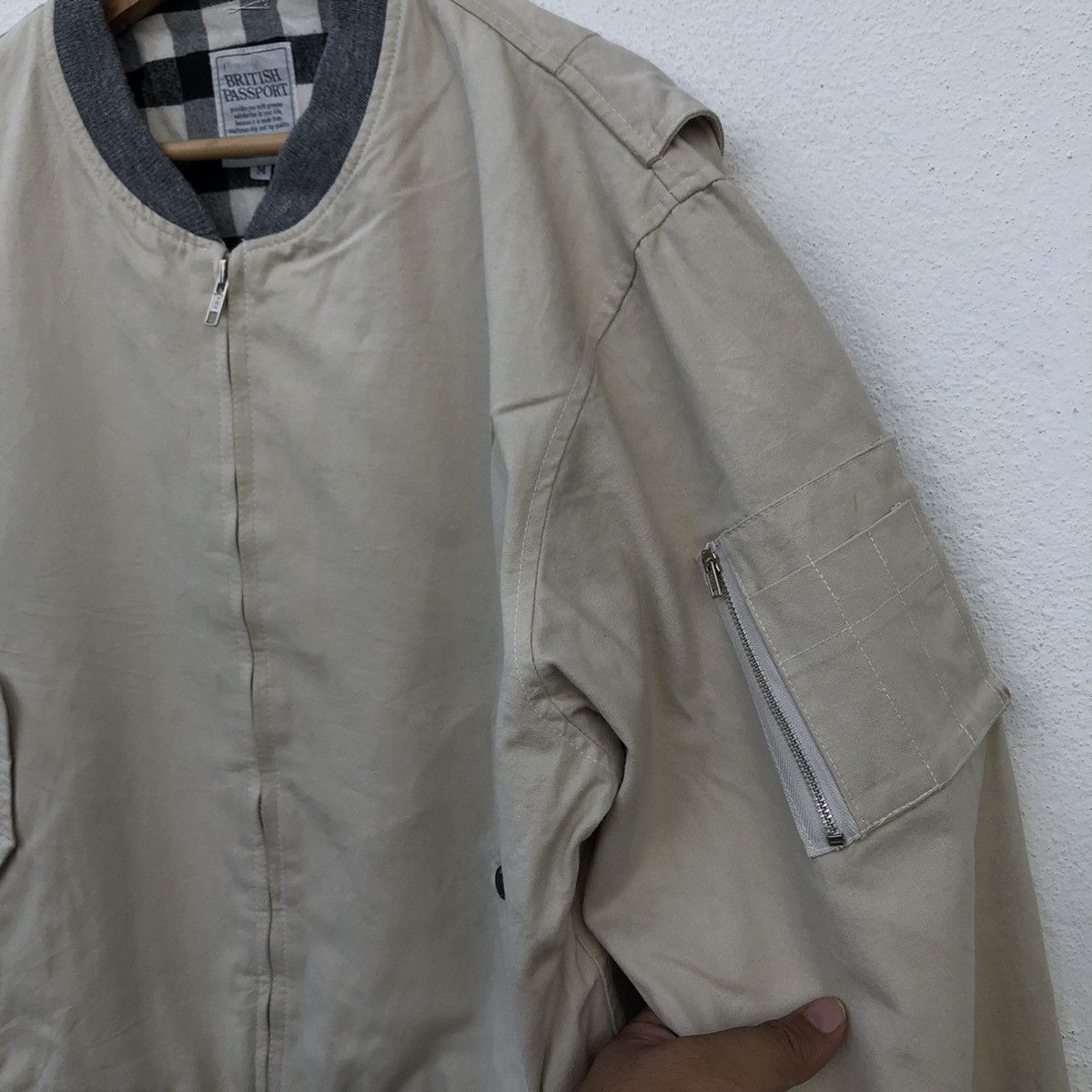Japanese Brand BRITISH PASSPORTBOMBER STYLE JACKET INSPIRED BY ISSEY MIYAK Size US M / EU 48-50 / 2 - 6 Thumbnail