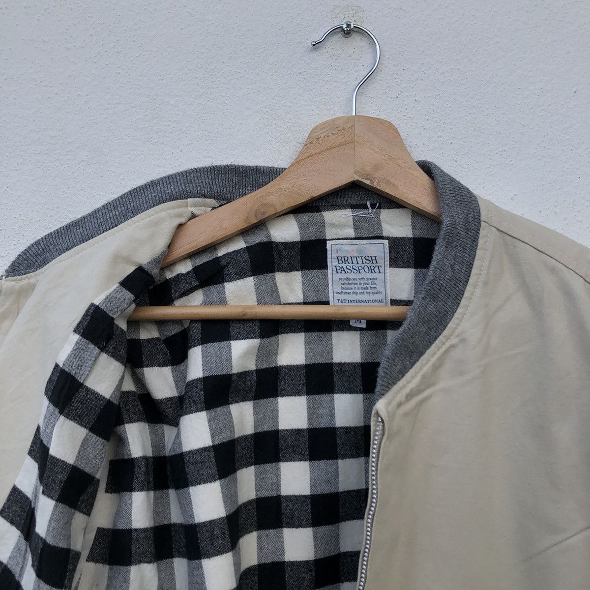Japanese Brand BRITISH PASSPORTBOMBER STYLE JACKET INSPIRED BY ISSEY MIYAK Size US M / EU 48-50 / 2 - 10 Thumbnail