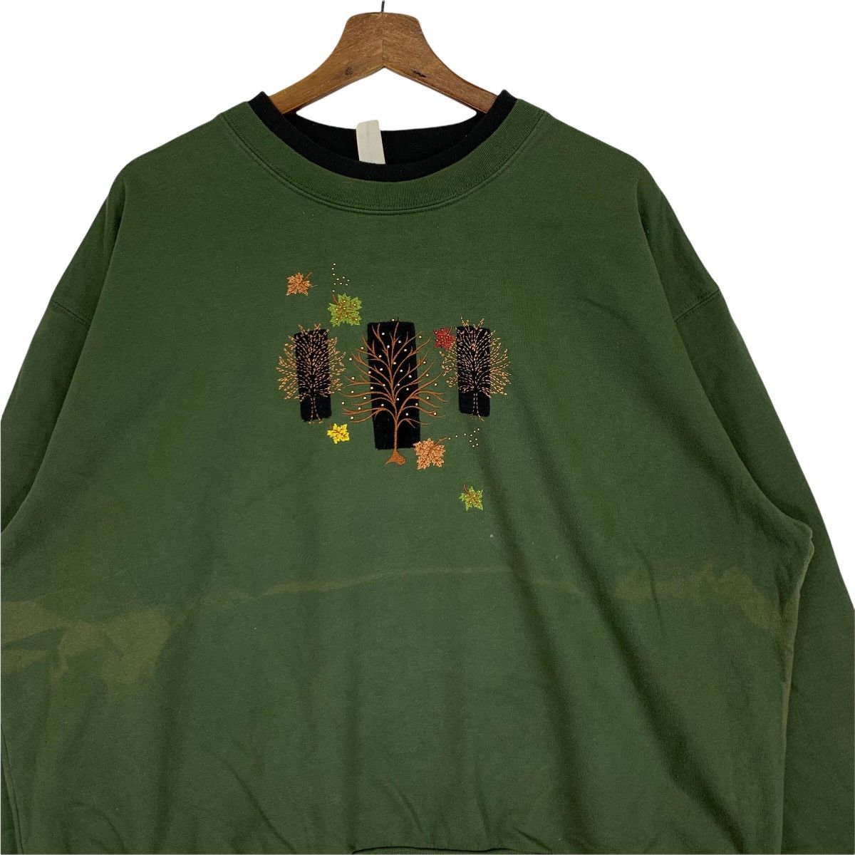 Japanese Brand Decorated Originals BigLogo Embroidered Crewneck Sweatshirt Size US XL / EU 56 / 4 - 2 Thumbnail
