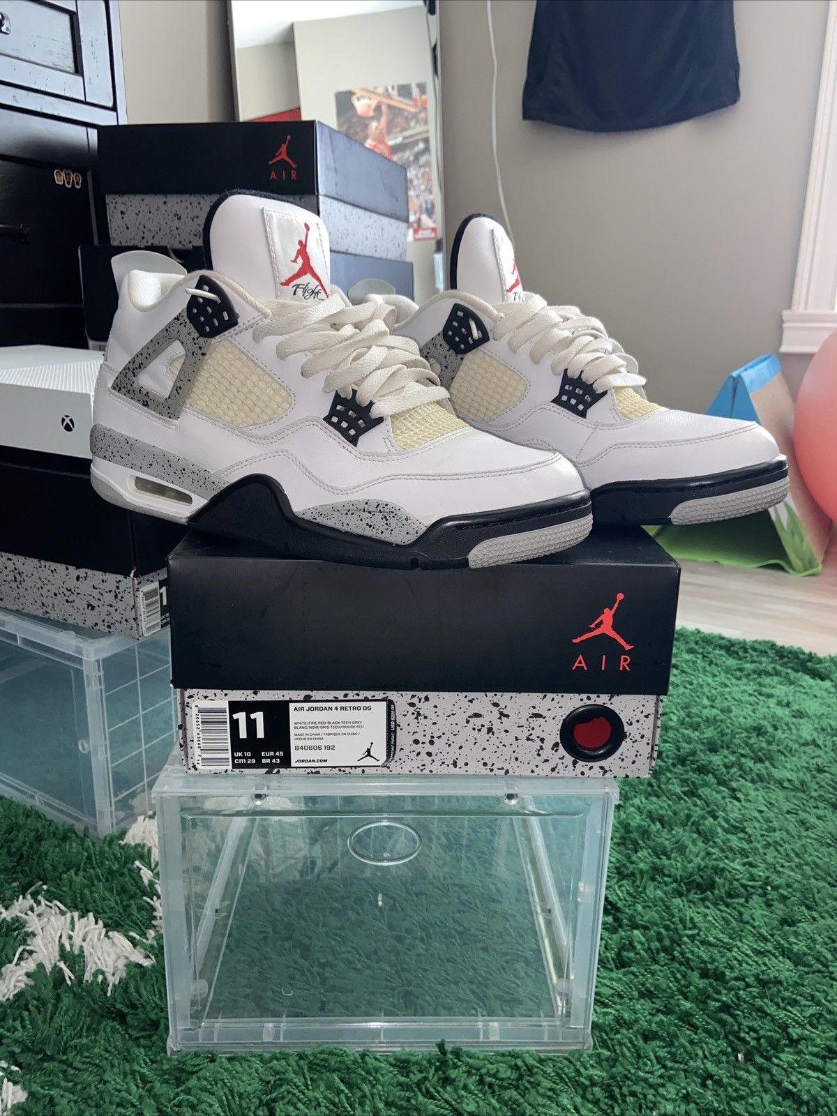 AIR JORDAN RETRO OG 'WHITE CEMENT' size 11