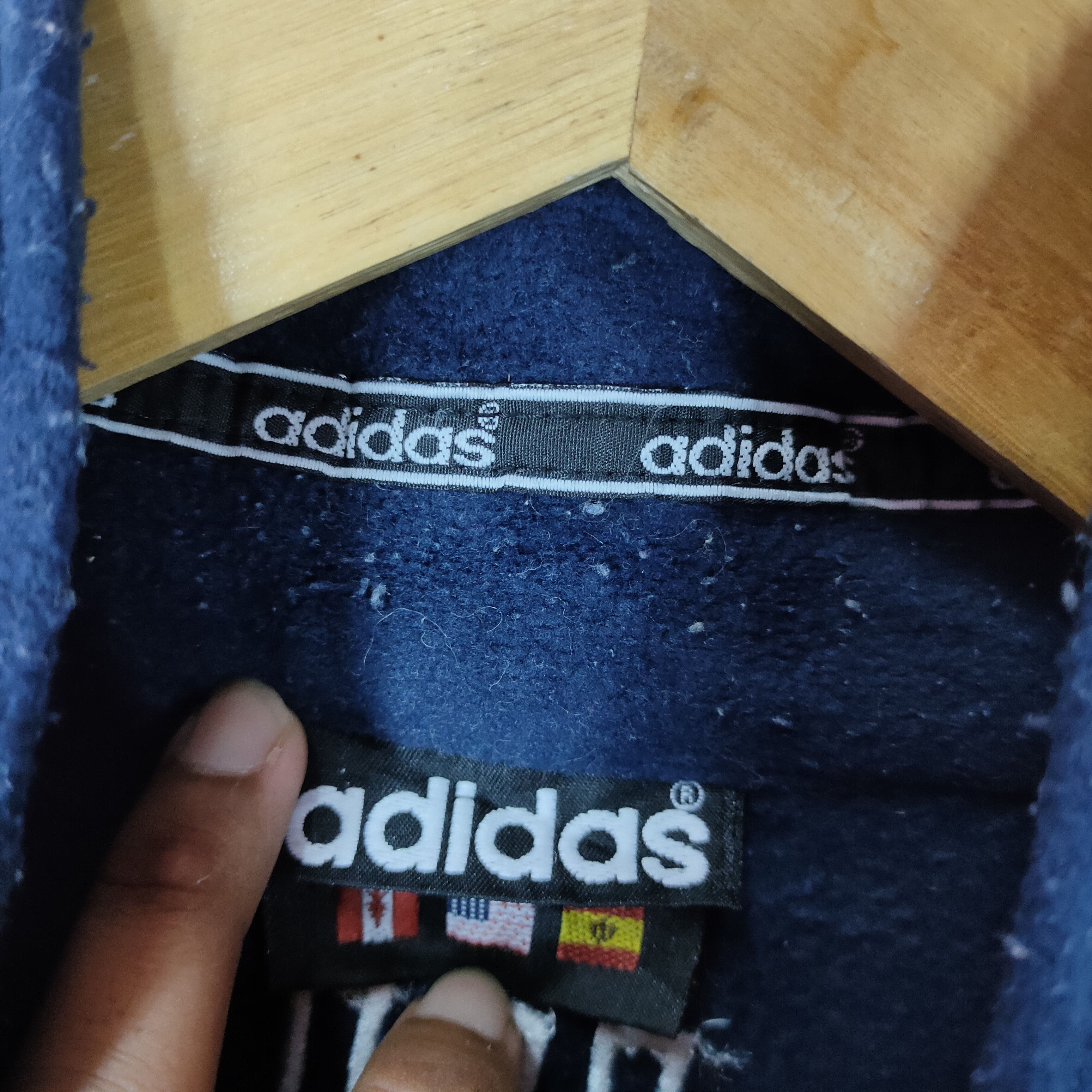 Adidas Vintage ADIDAS Embroid Logo Spellout FullZipper Fleece Size US L / EU 52-54 / 3 - 8 Thumbnail