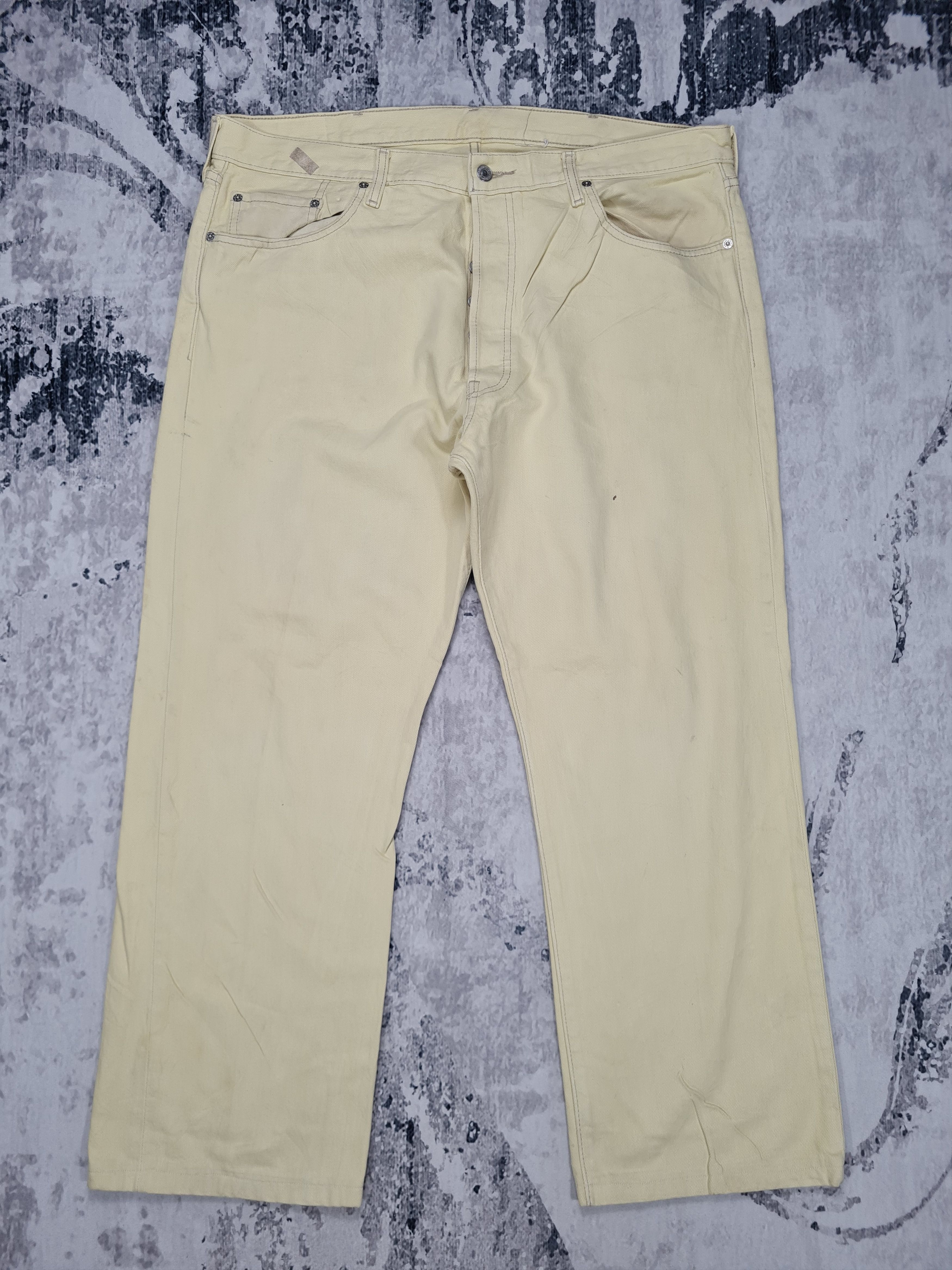 Levi's Vintage LEVIS 501 Light Wash Cream Size 41X29 Jeans L0250 Size US 41 - 3 Thumbnail