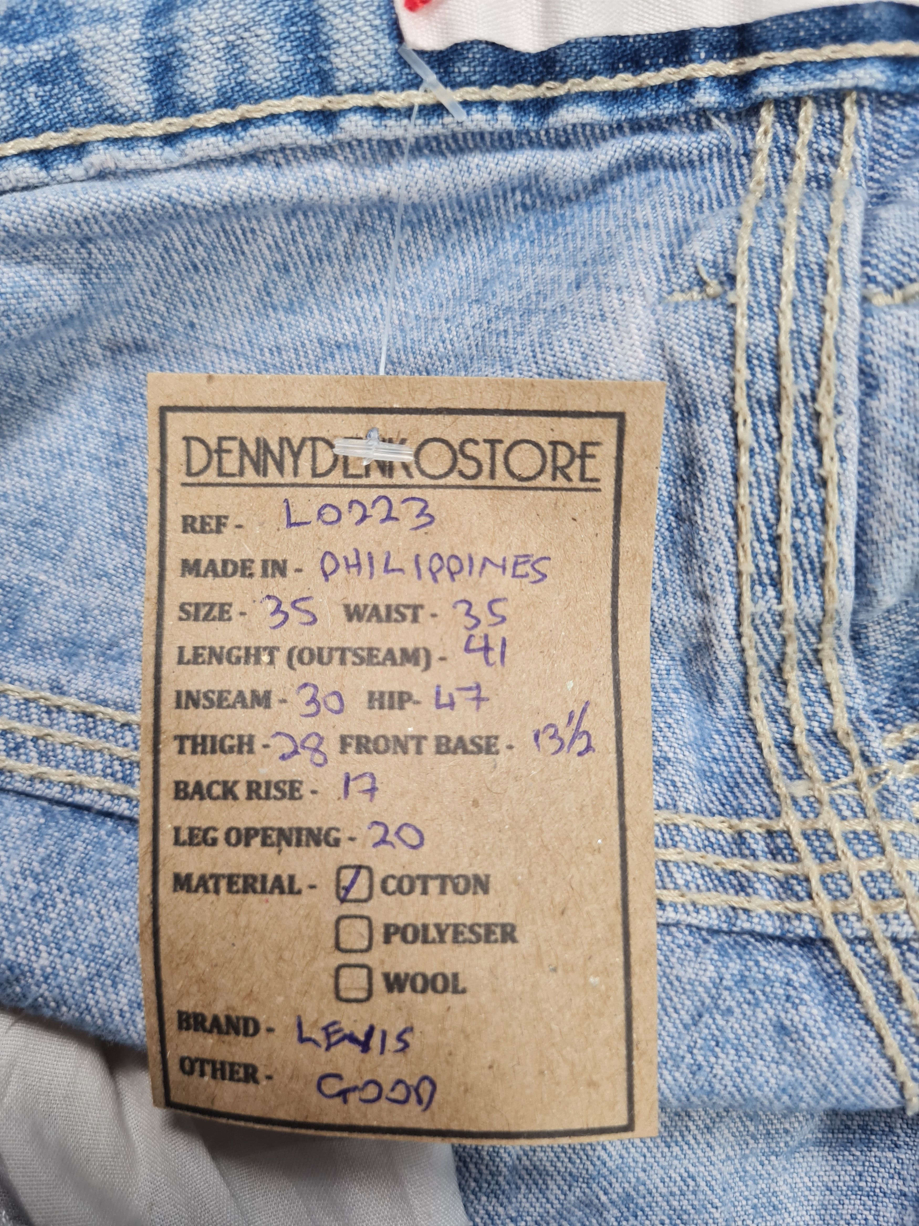 Levi's Vintage Clothing Vintage LEVIS Light Wash Baggy Size 35X30 Jeans L0223 Size US 35 - 10 Thumbnail