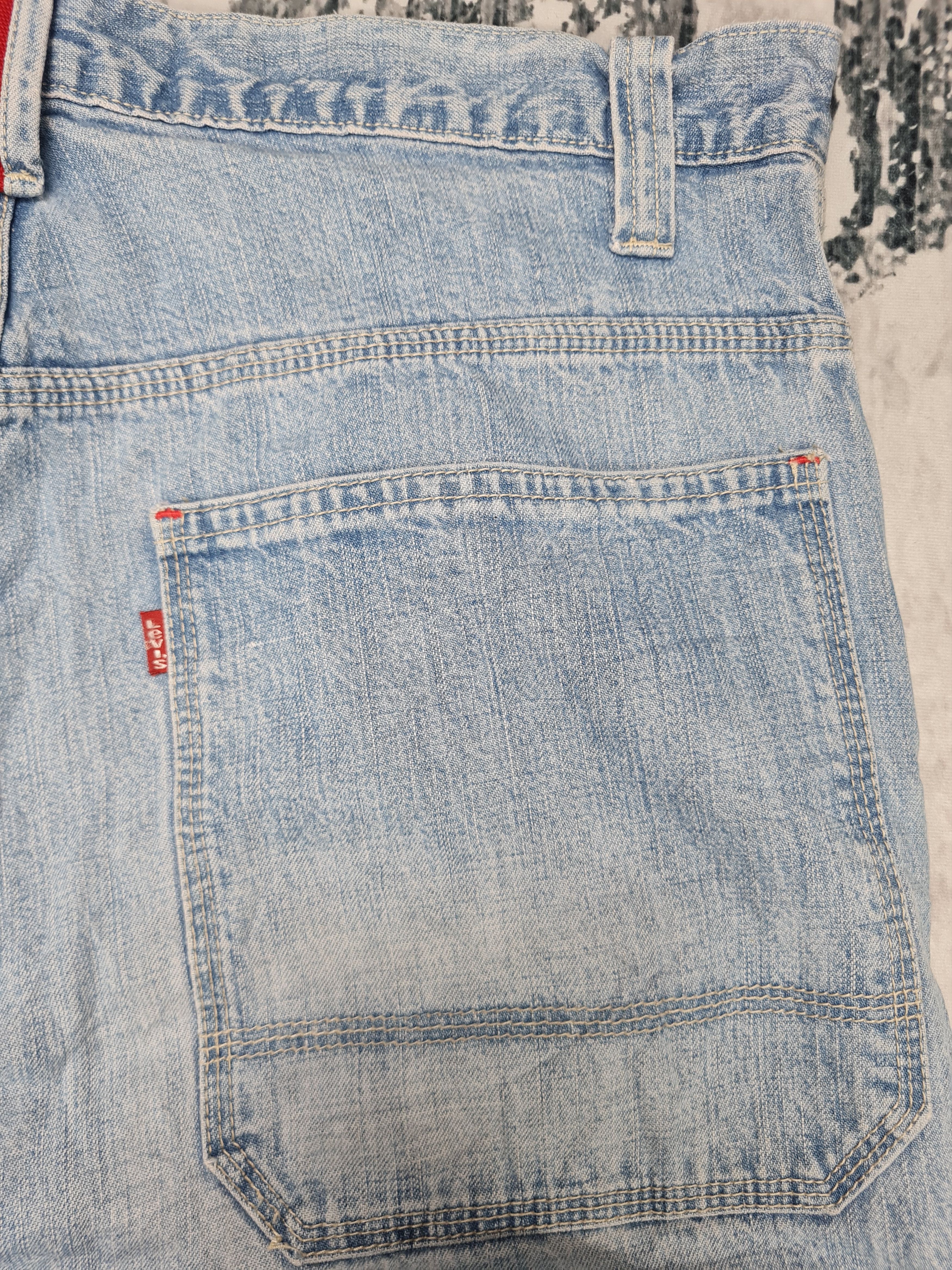 Levi's Vintage Clothing Vintage LEVIS Light Wash Baggy Size 35X30 Jeans L0223 Size US 35 - 6 Thumbnail