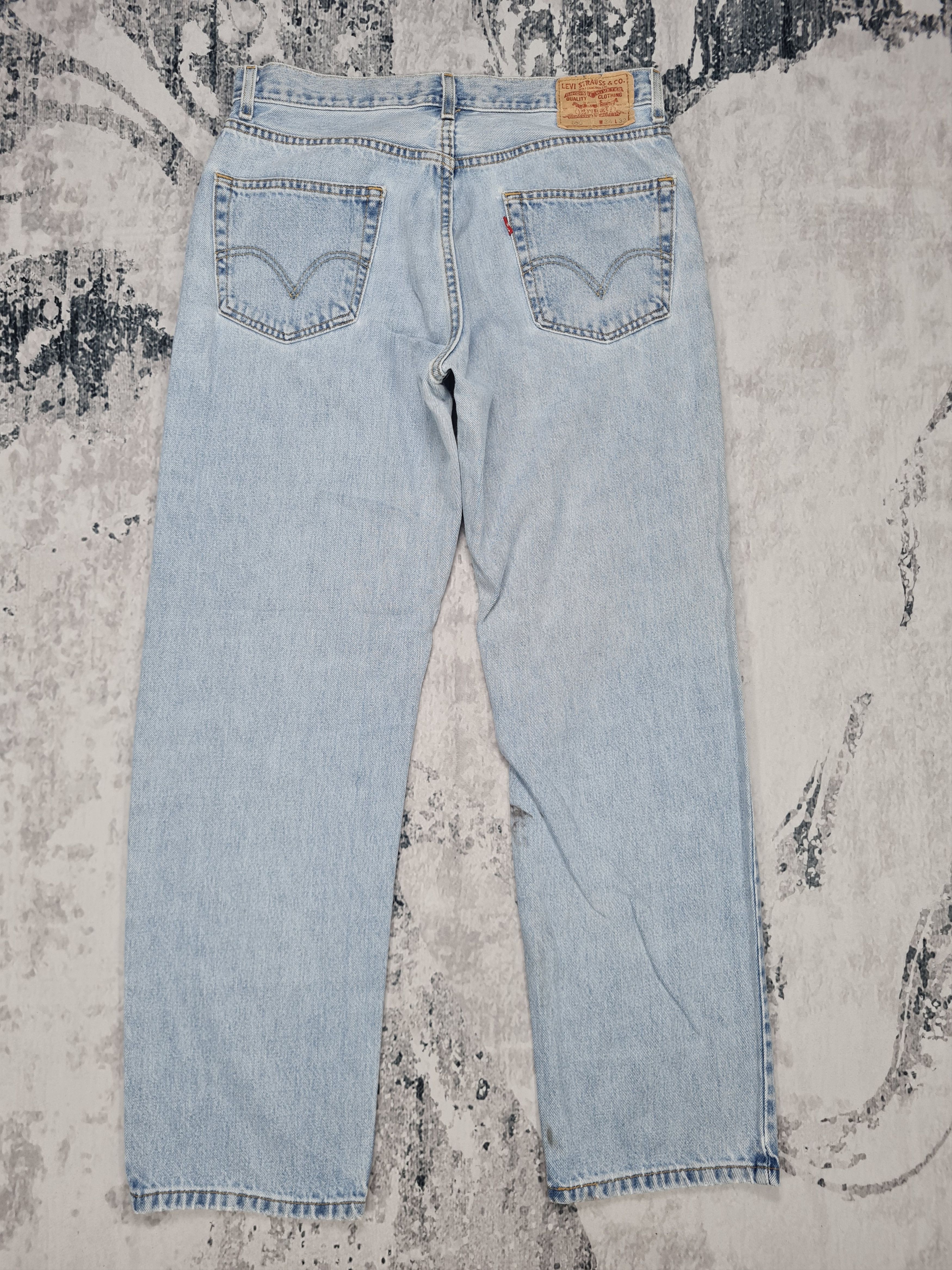 Levi's Vintage Clothing Vintage LEVIS 550 Light Wash Stain Size 34X31 Jeans L0215 Size US 34 / EU 50 - 2 Thumbnail