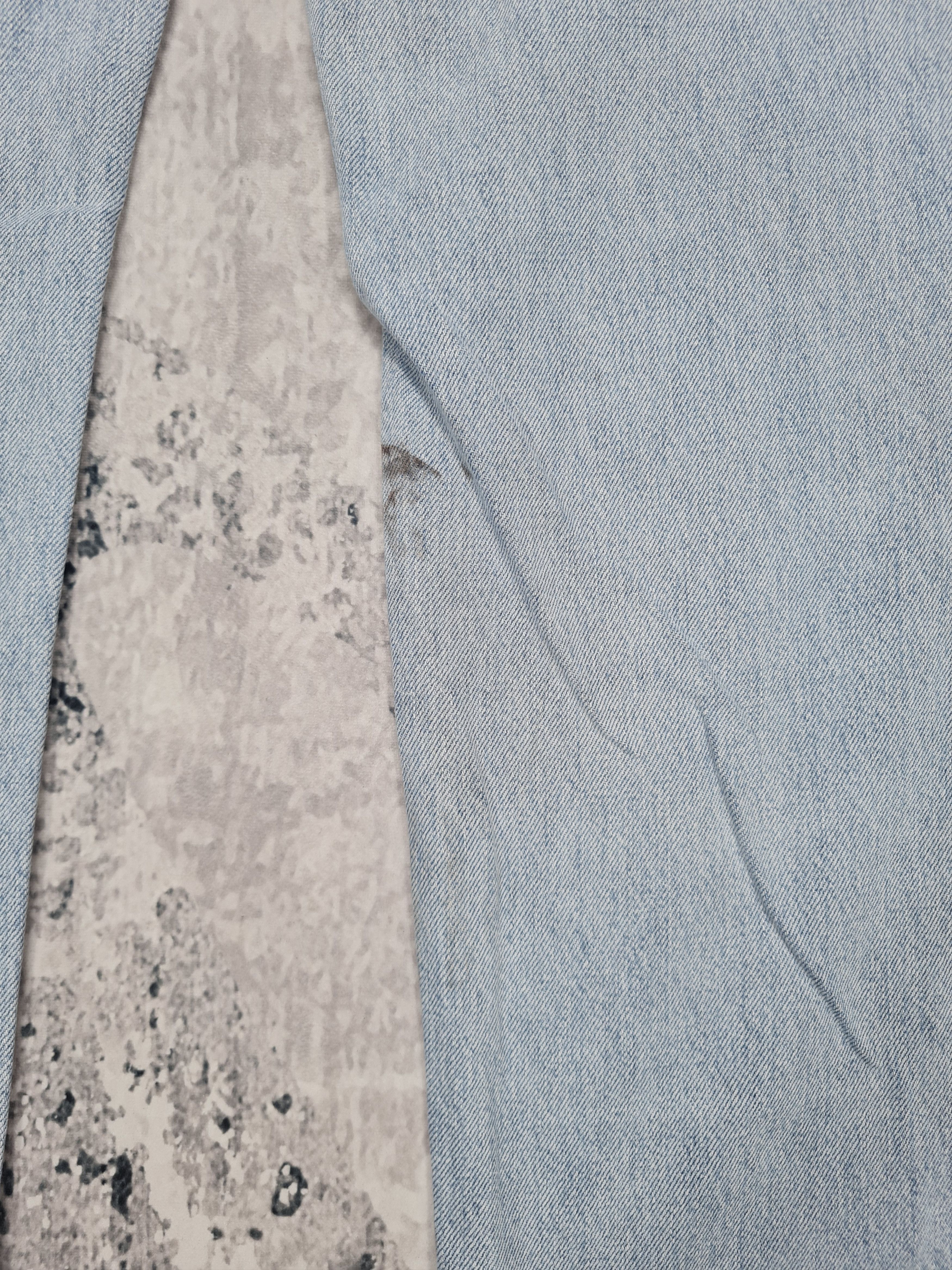 Levi's Vintage Clothing Vintage LEVIS 550 Light Wash Stain Size 34X31 Jeans L0215 Size US 34 / EU 50 - 5 Thumbnail